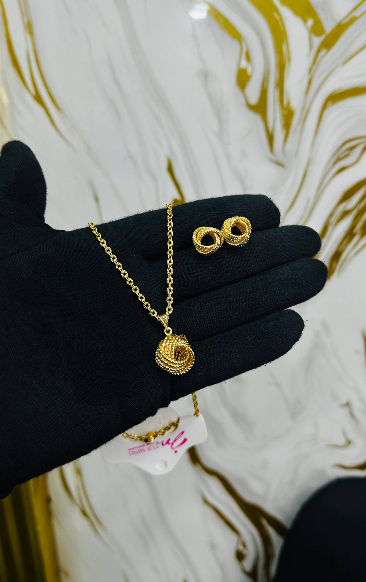 Knot Gold Necklace