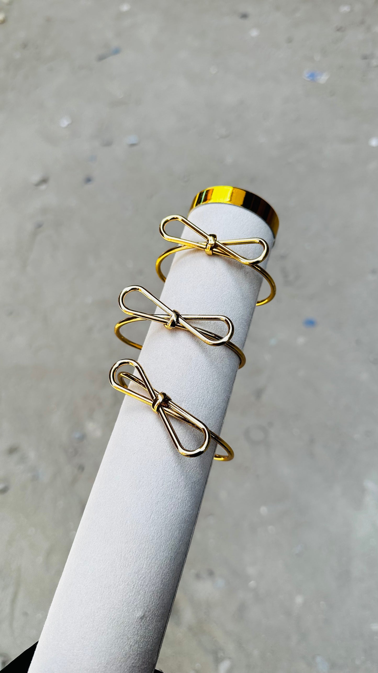 Dahlia feminine bangles