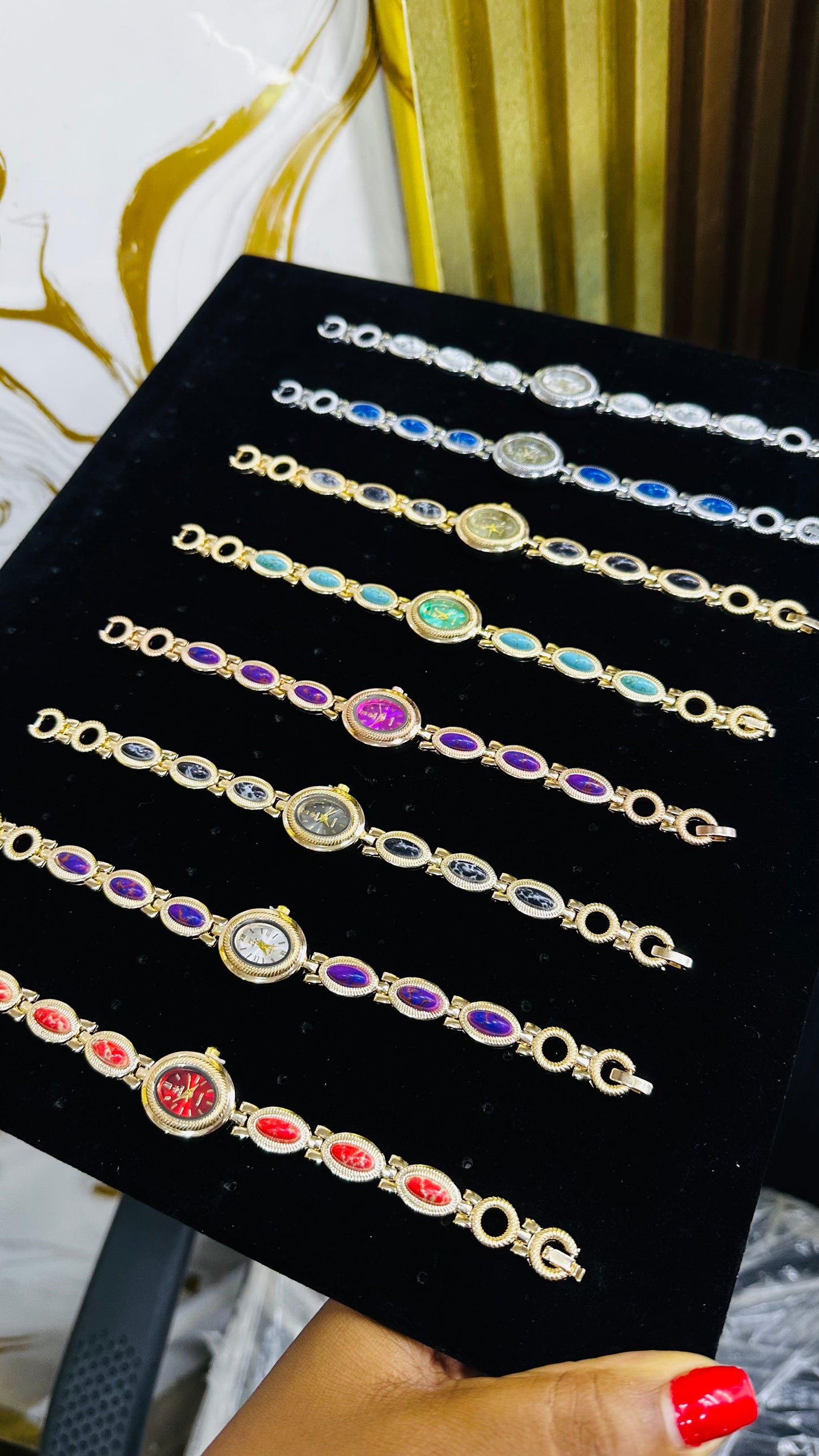 Slim bracelet Wristwatch