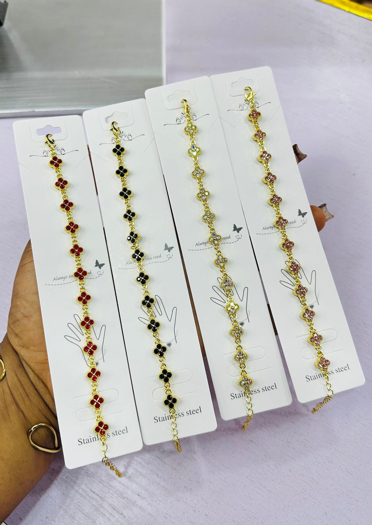 Four leaf Zirconia Bracelets