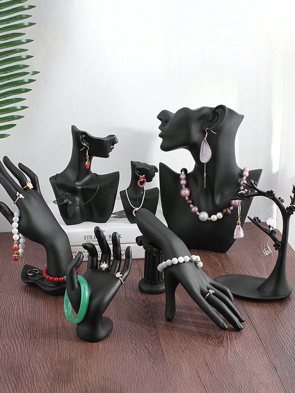Jewelry Packaging/Props