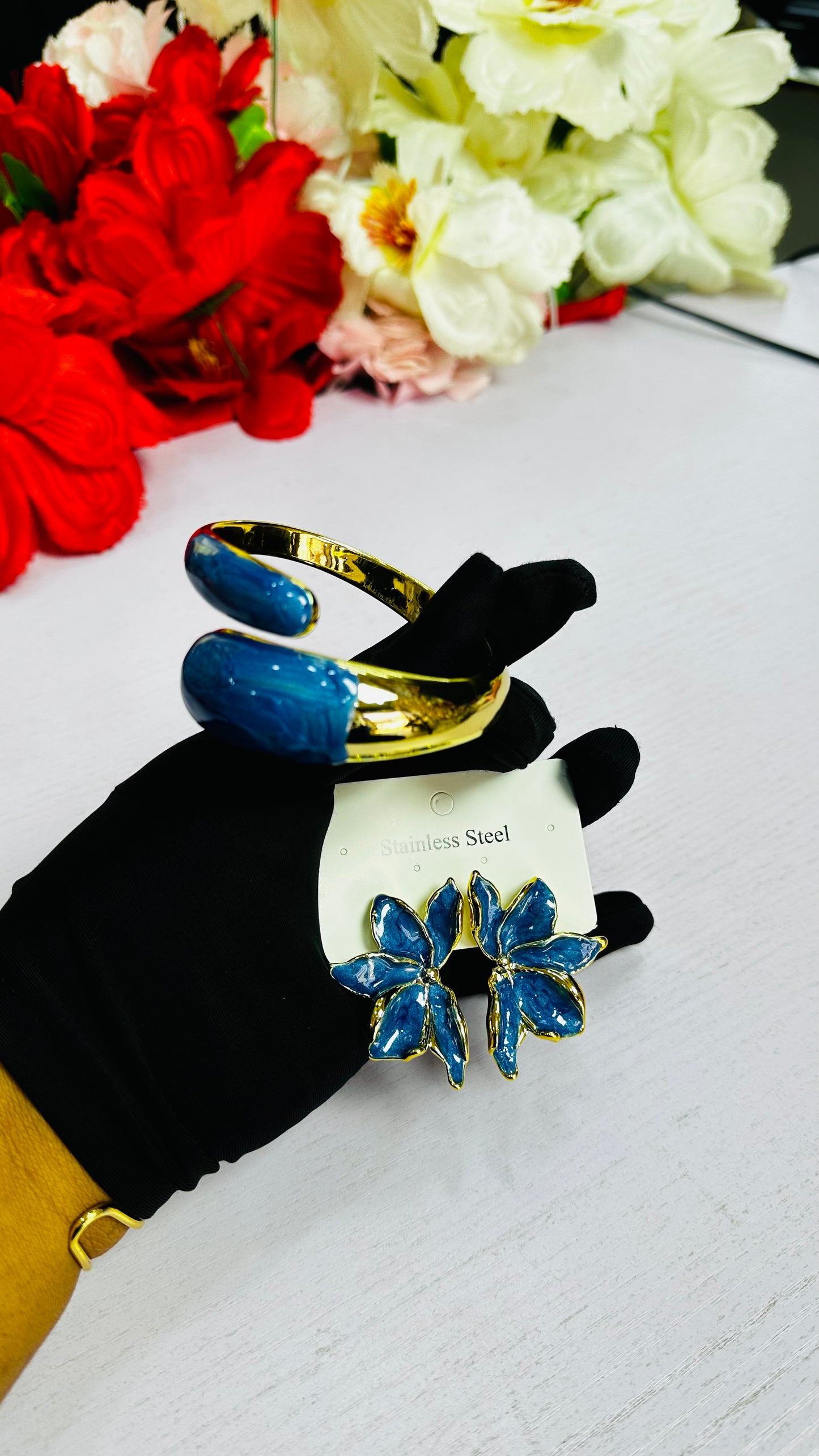 Chunky Bangle & Earrings