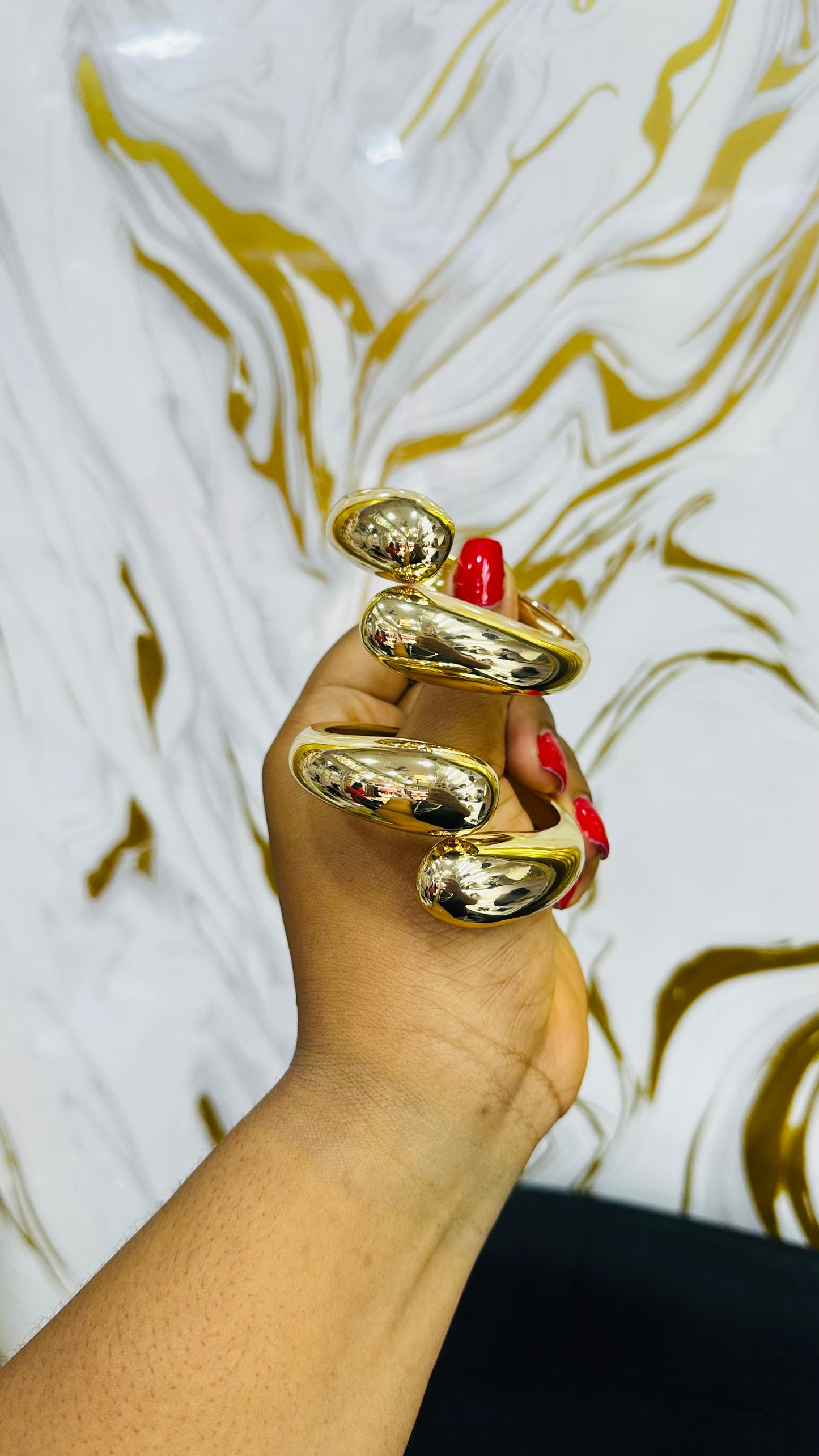 Chunky bangles (gold)
