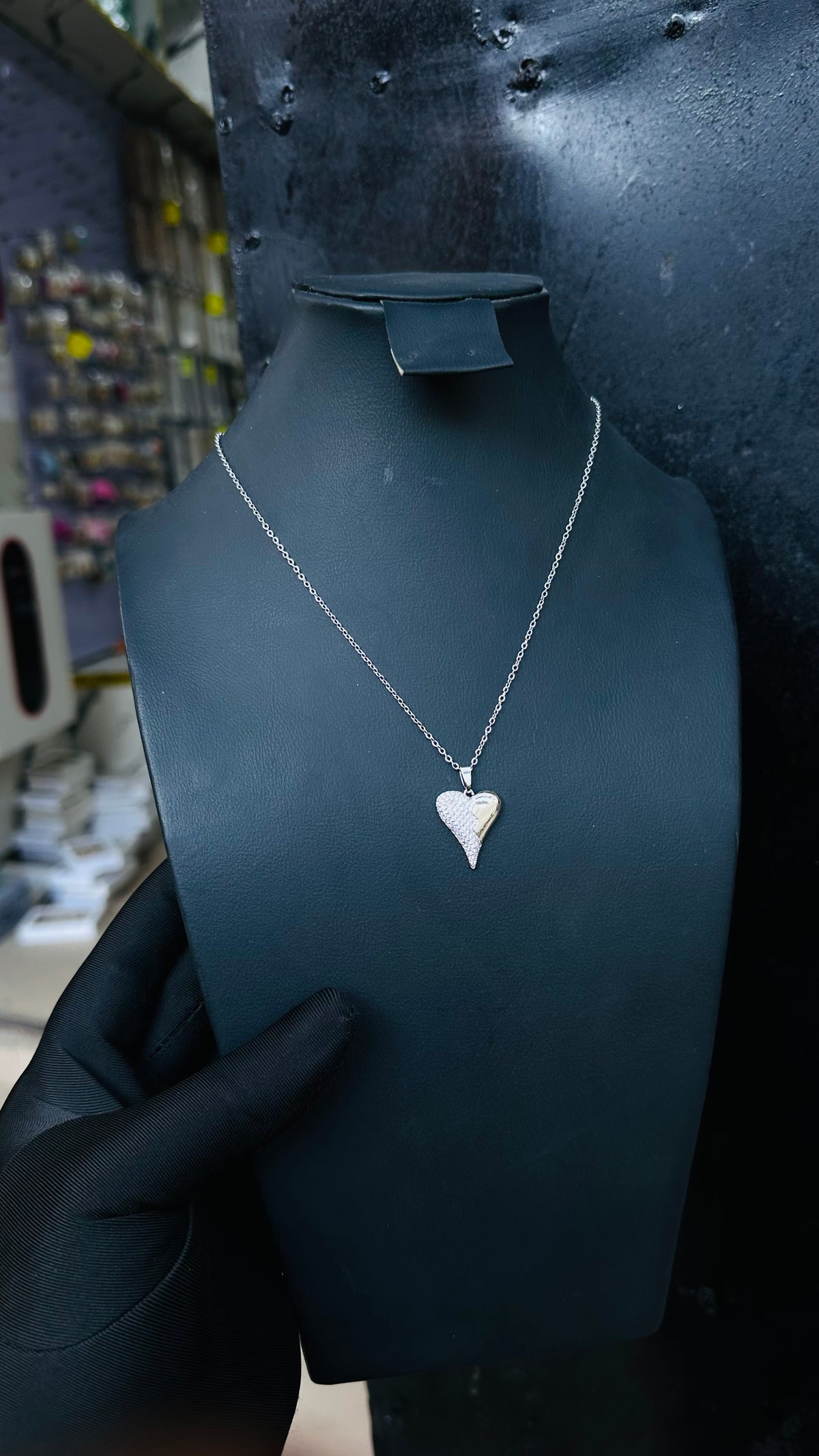 Ladies Necklace (silver)