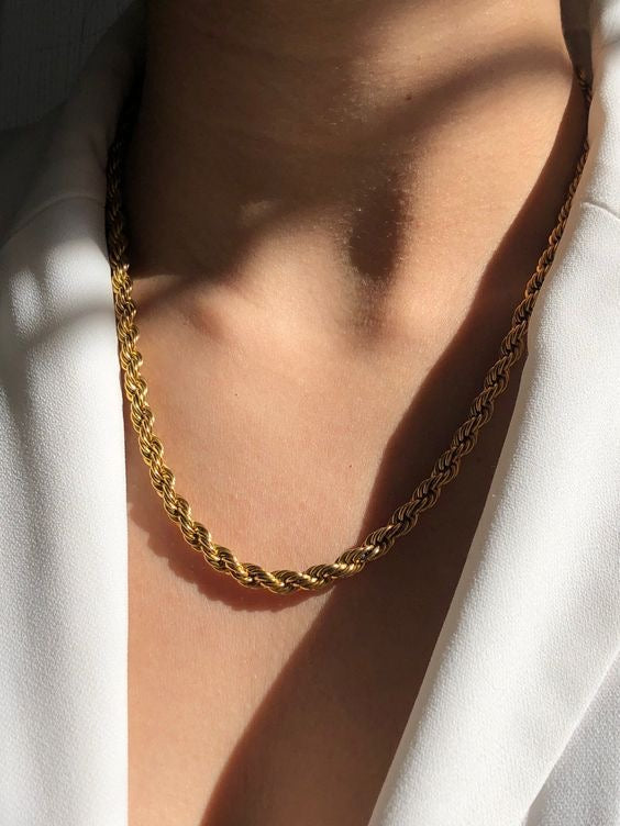 Long Twist Necklace