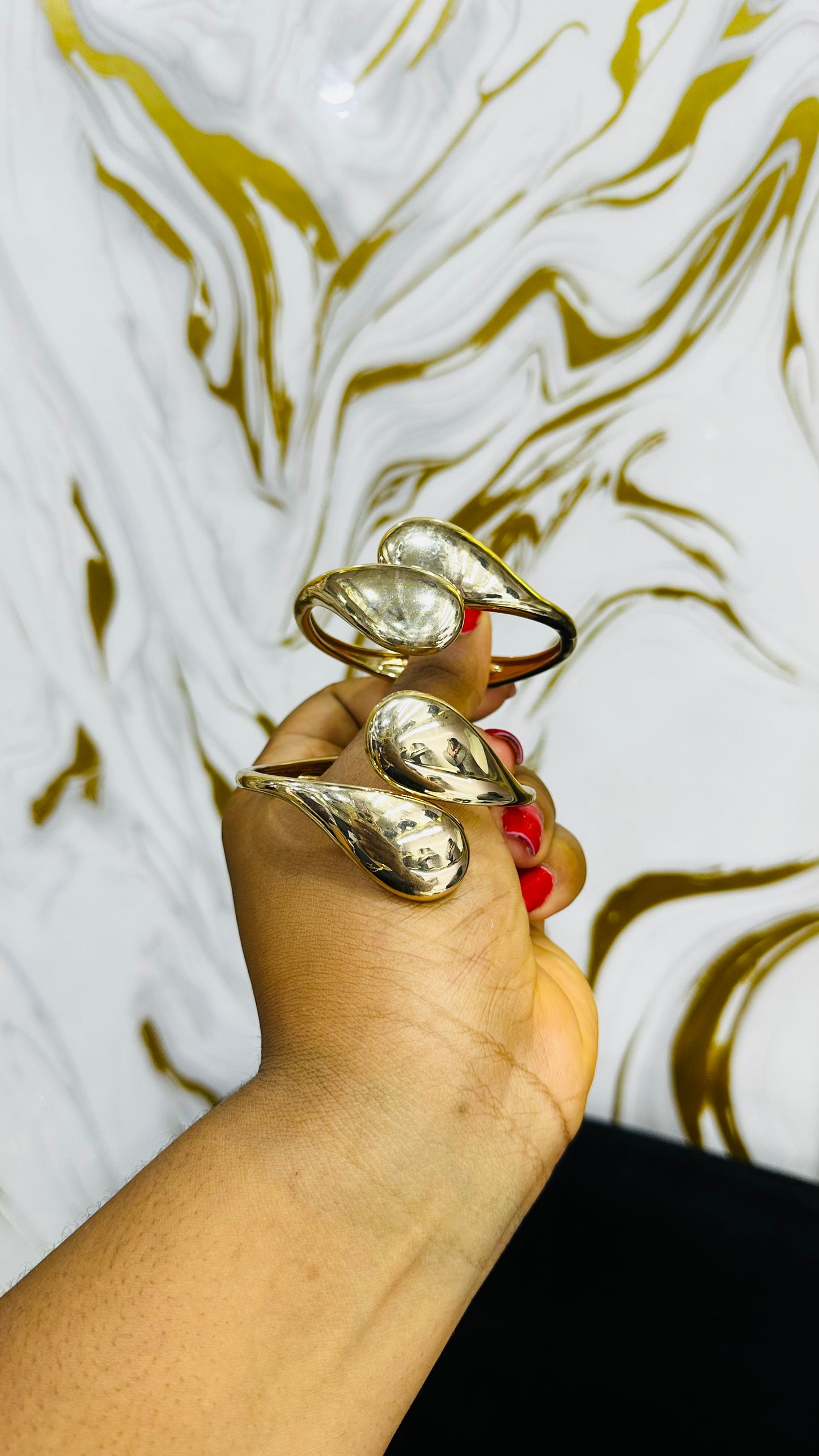Chunky bangles (gold)