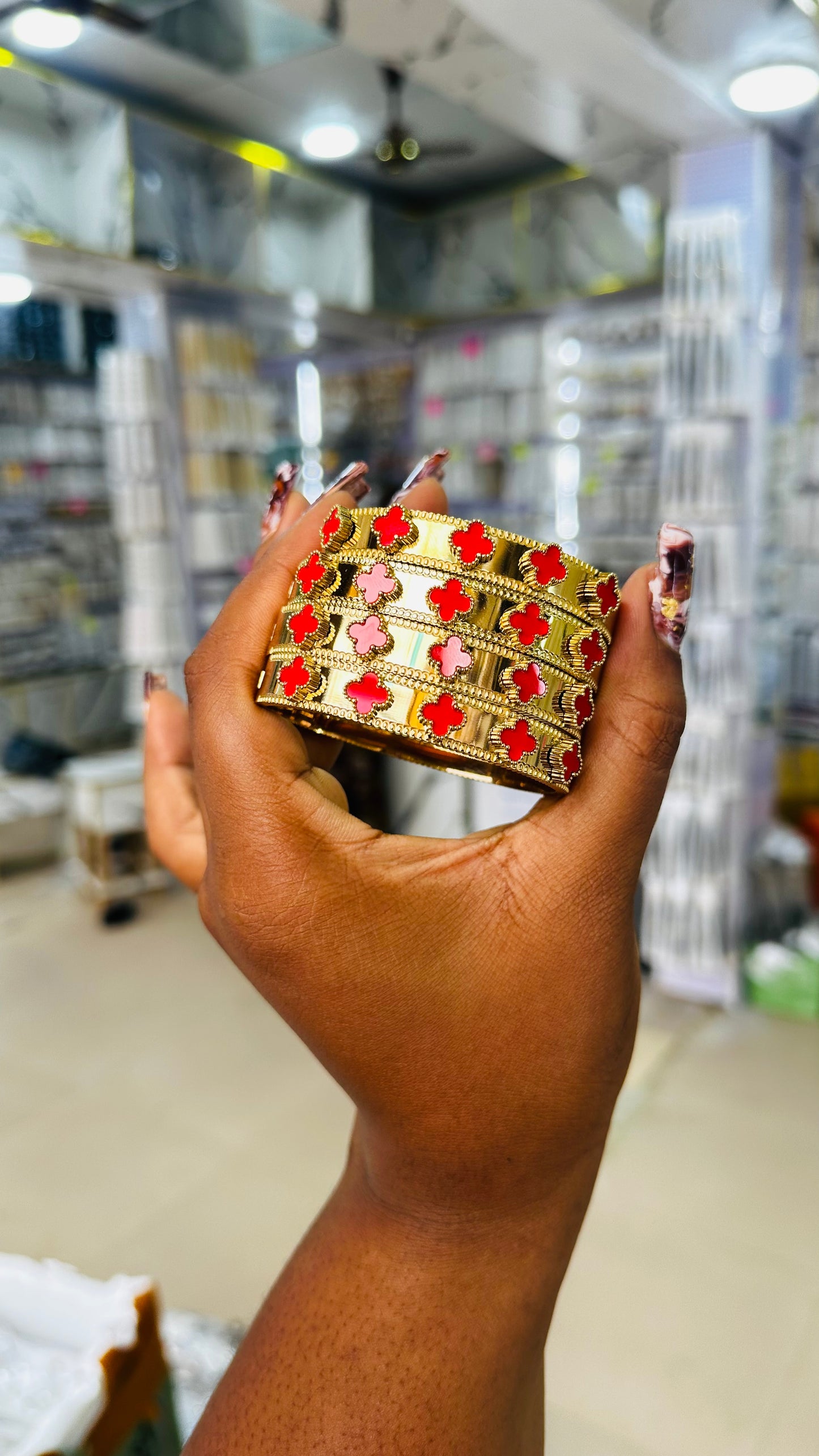 VCA clover bangles