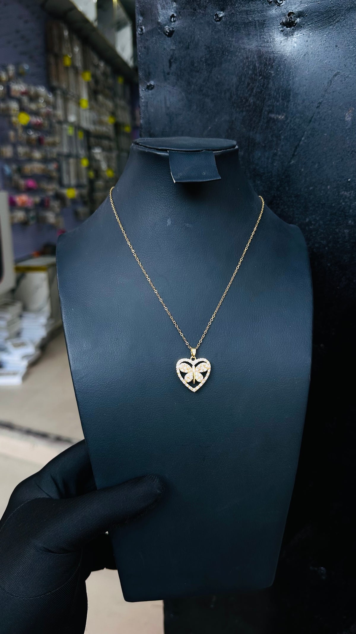 Ladies necklace (gold)