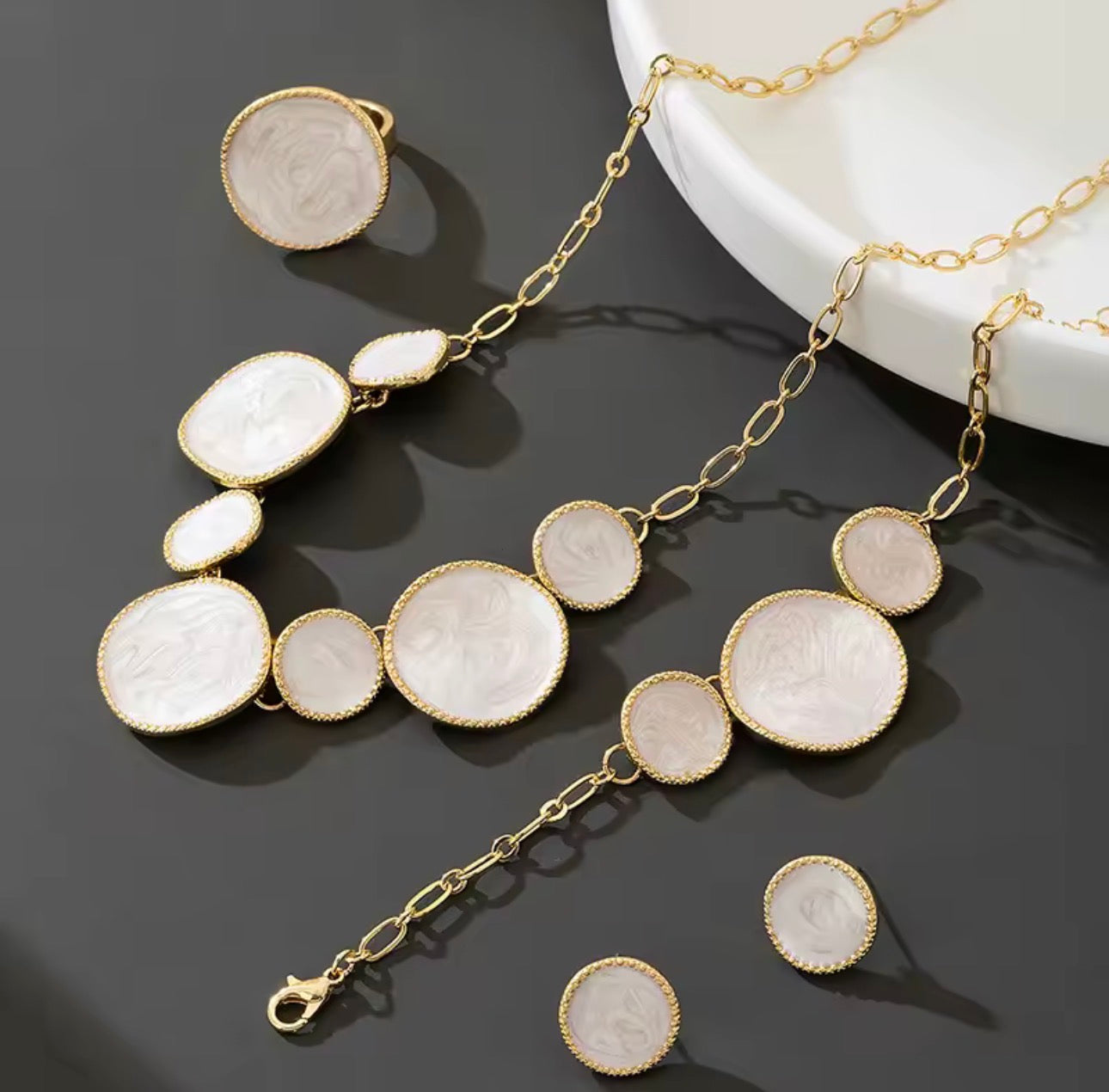 Chic White Necklace
