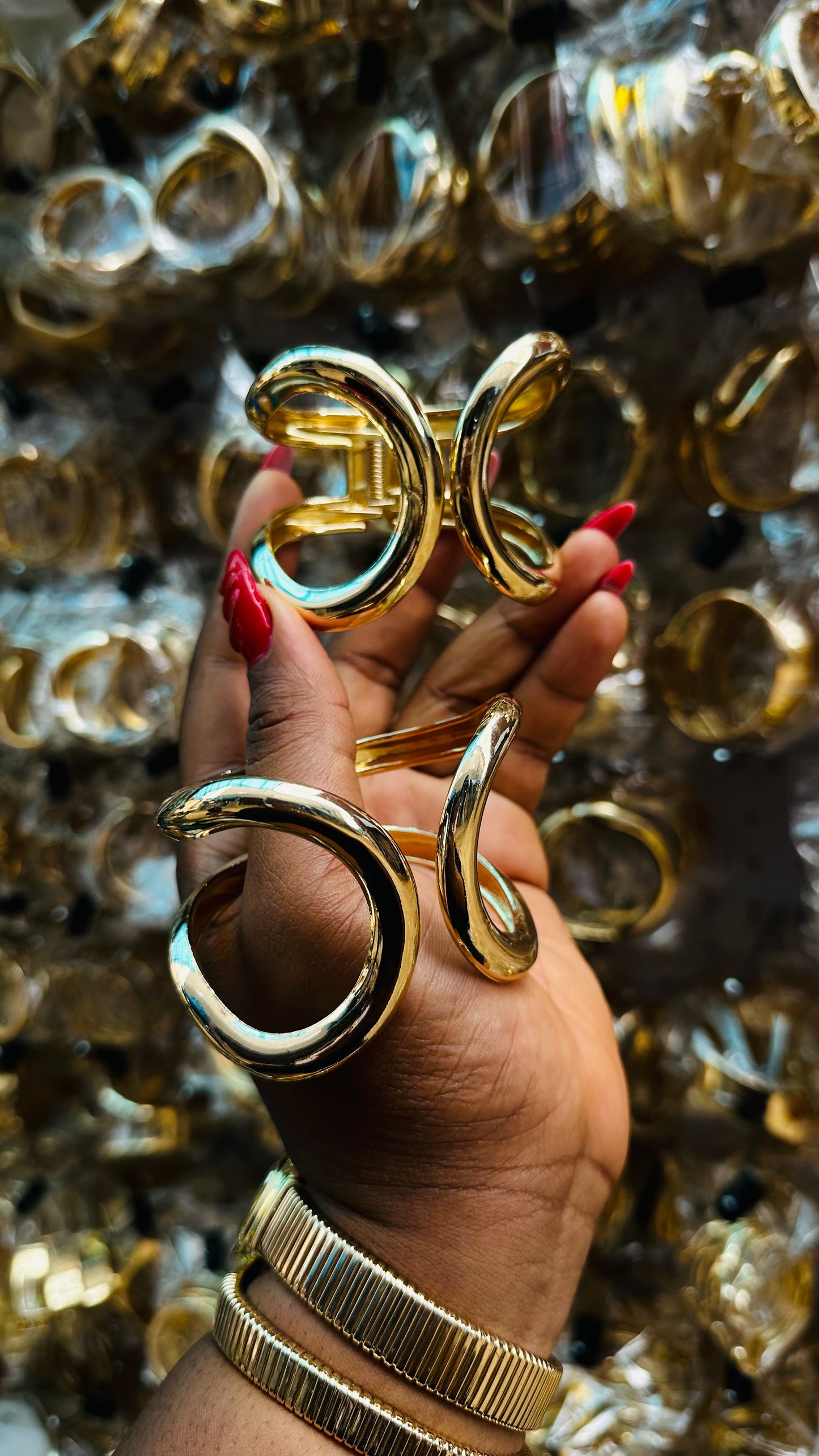 Chunky bangles (gold)