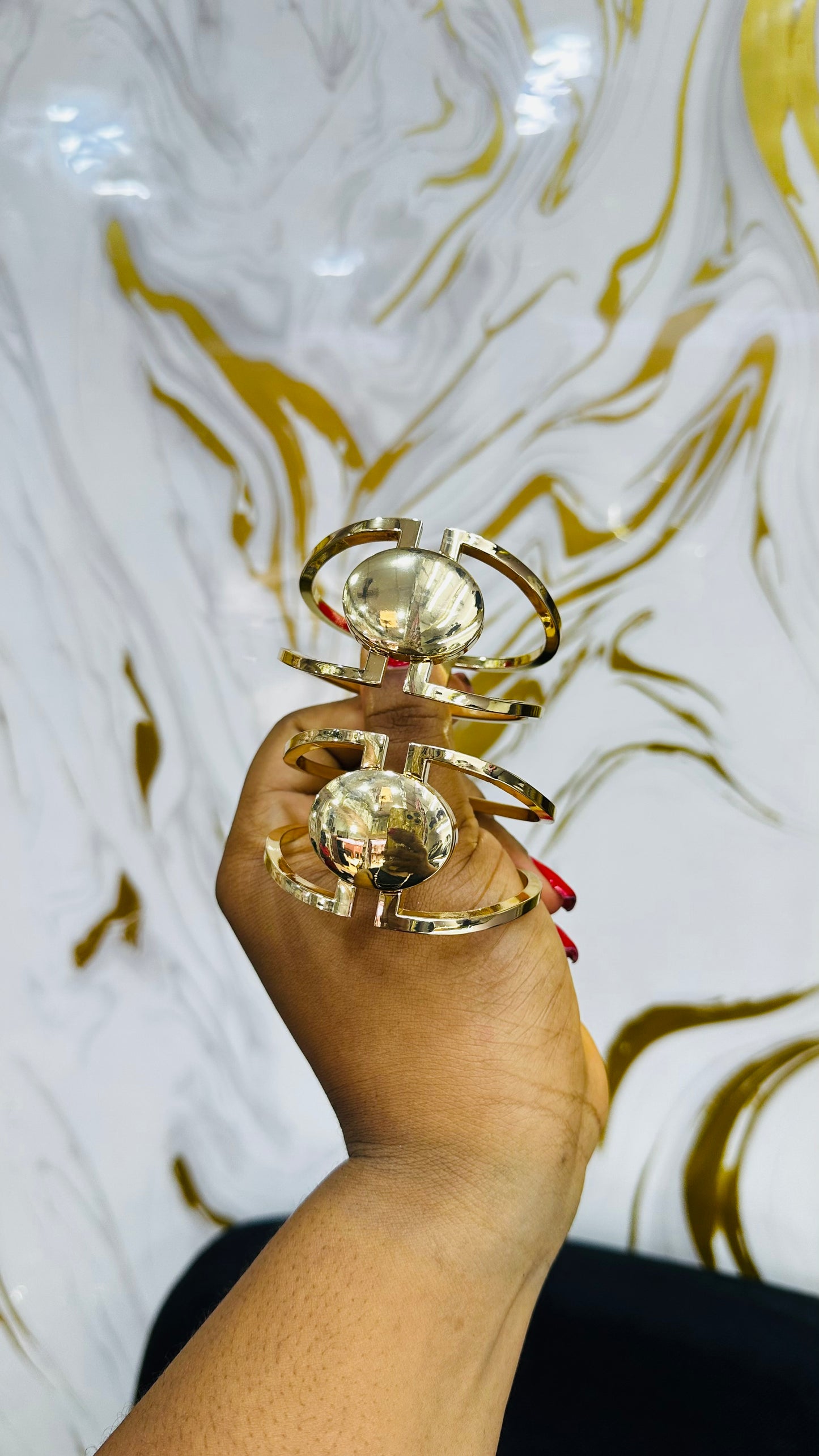 Chunky bangles (gold)