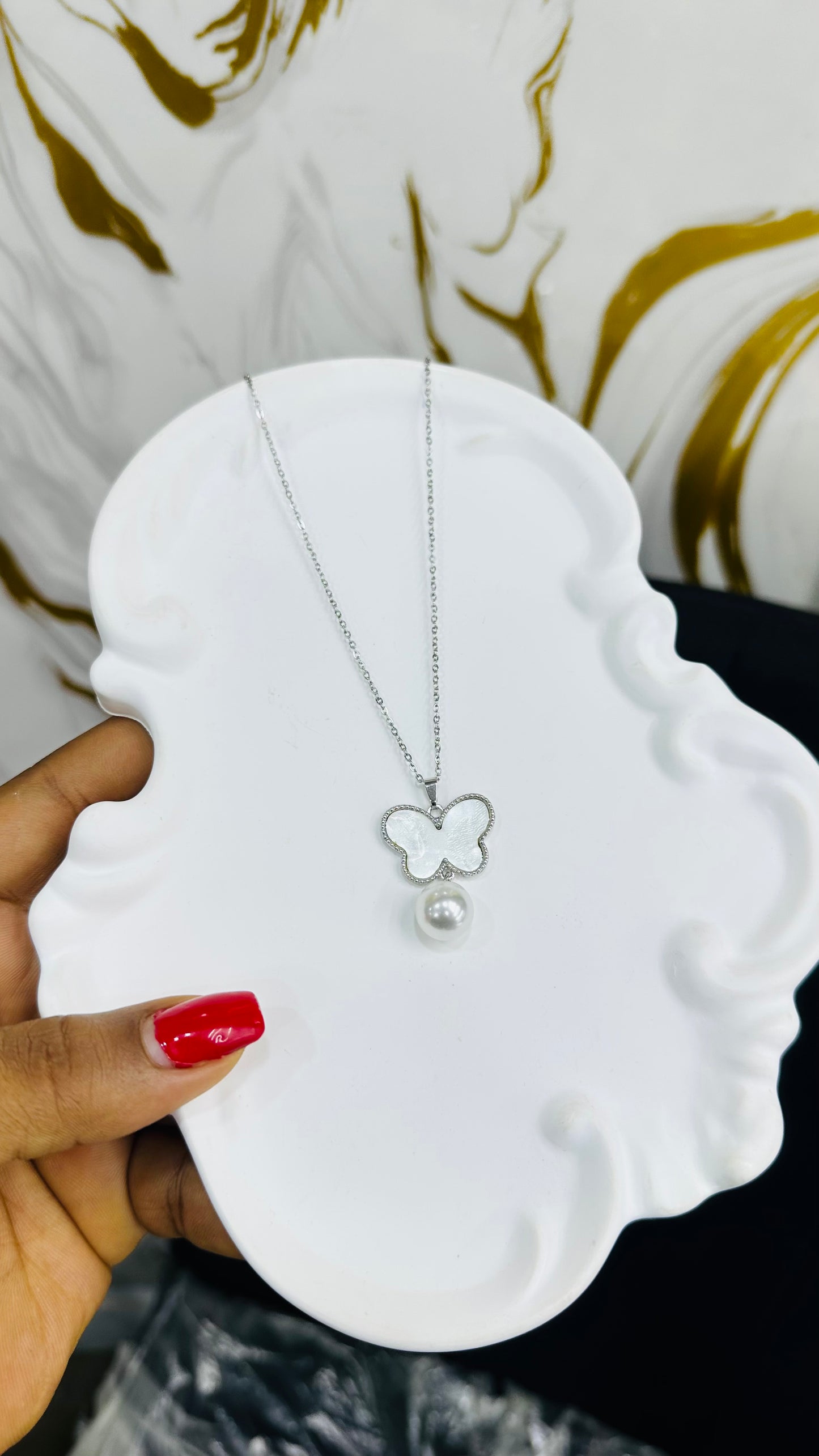 Single Zirconia Necklace