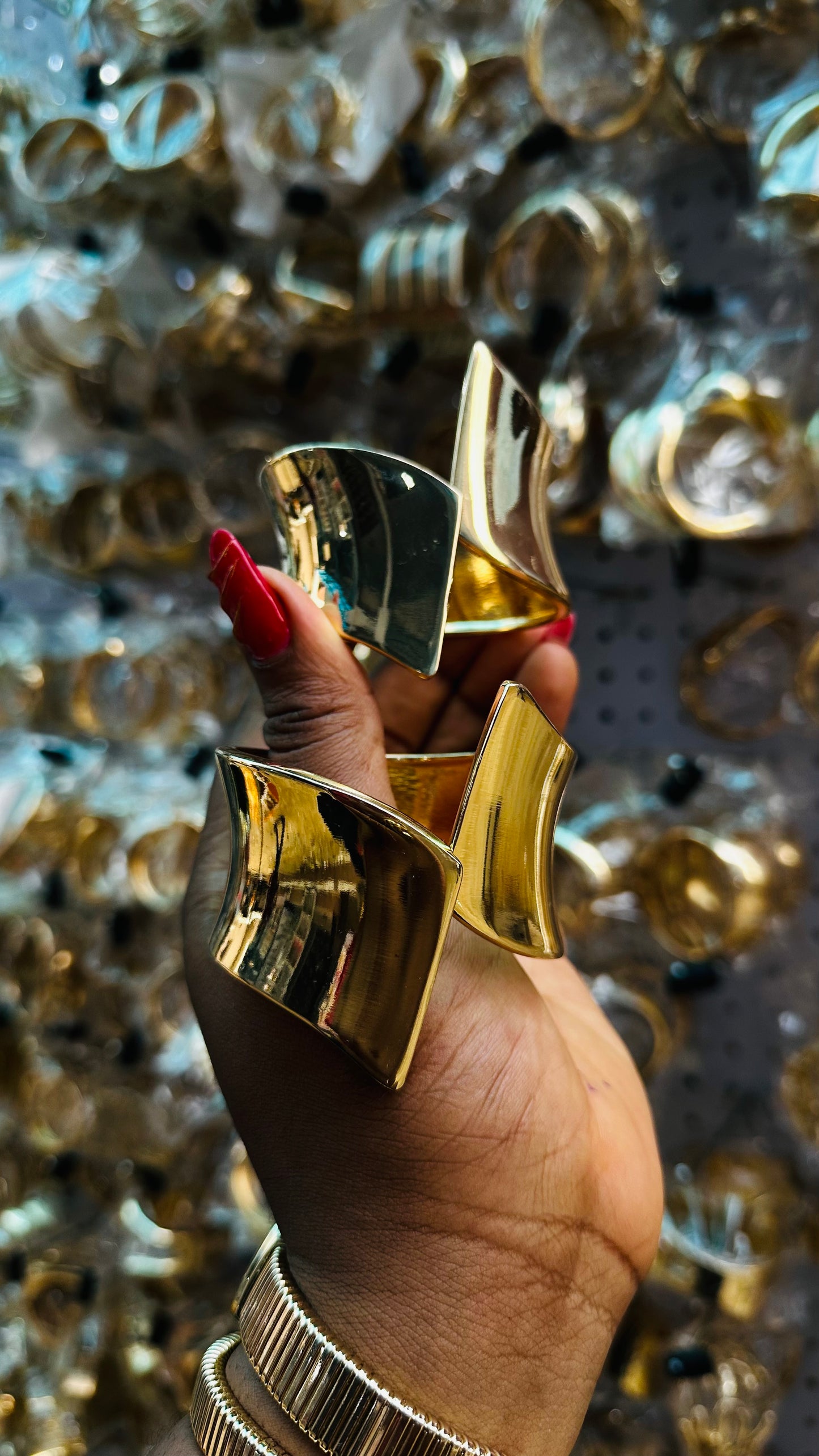 Chunky bangles (gold)