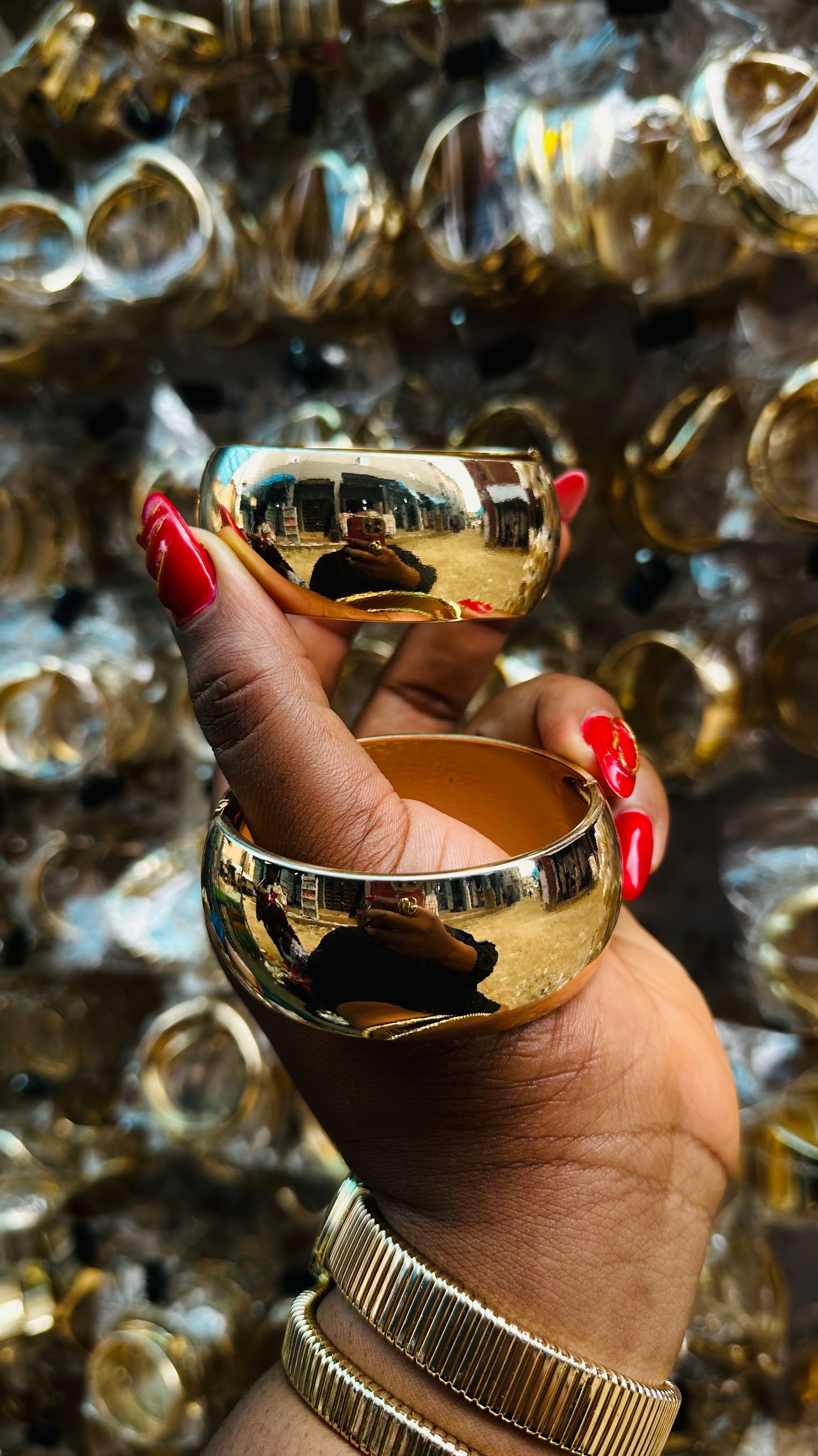 Chunky bangles (gold)