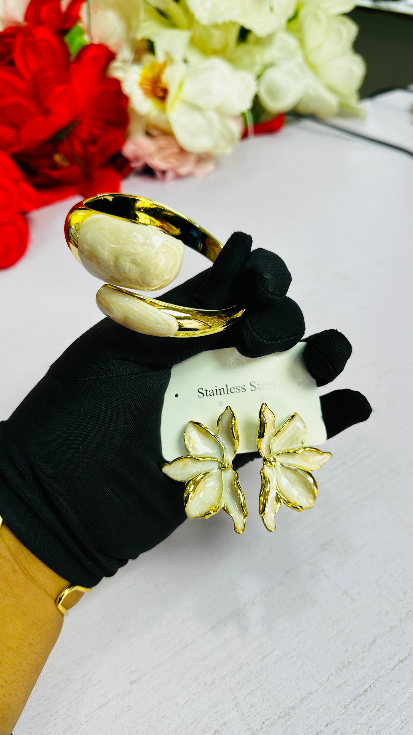 Chunky Bangle & Earrings