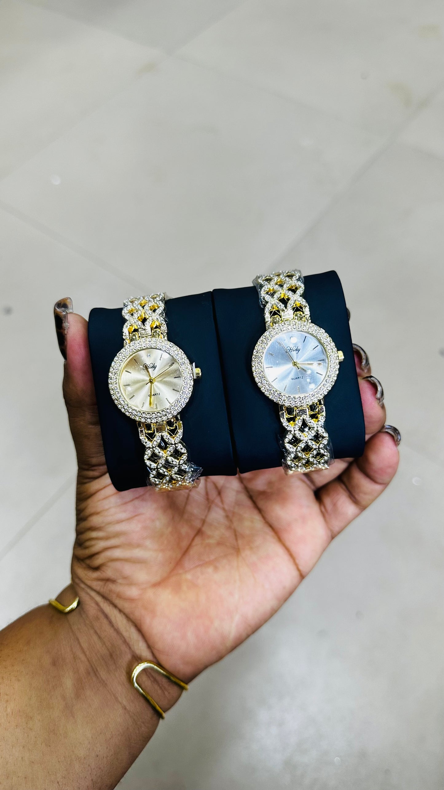 LADIES WRISTWATCH
