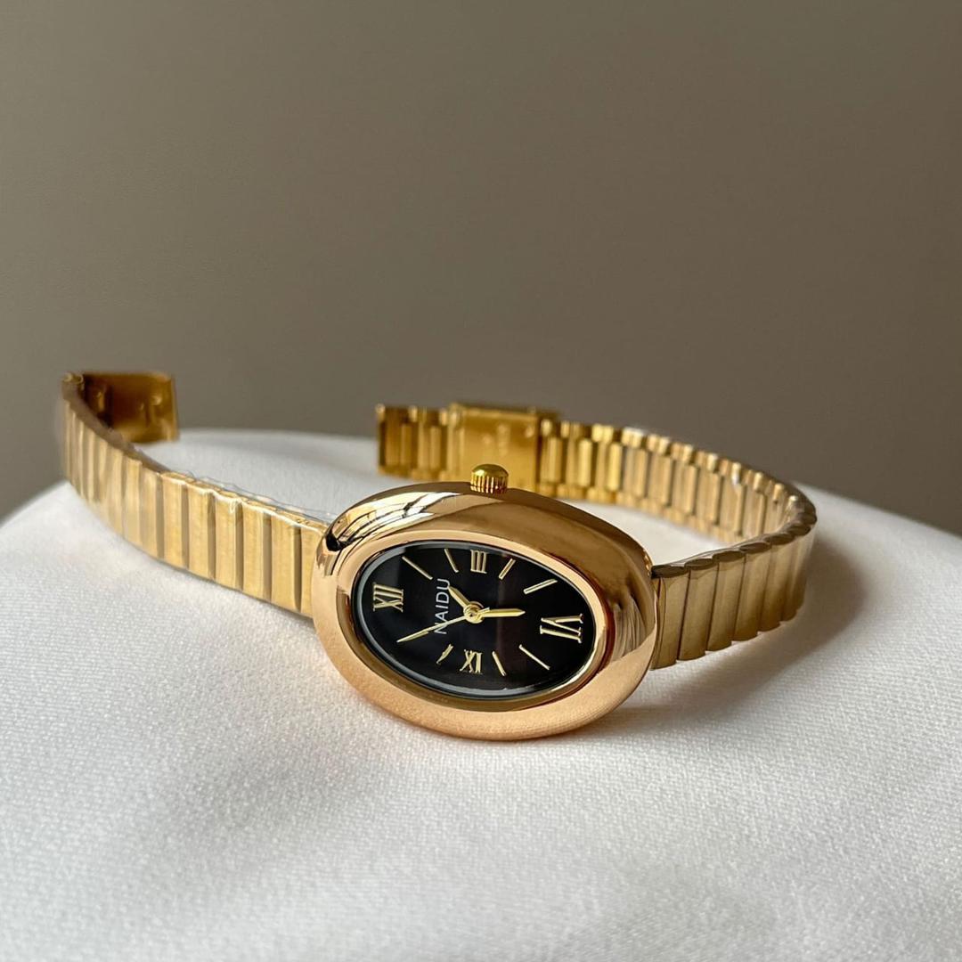 Naidu slim Wristwatch
