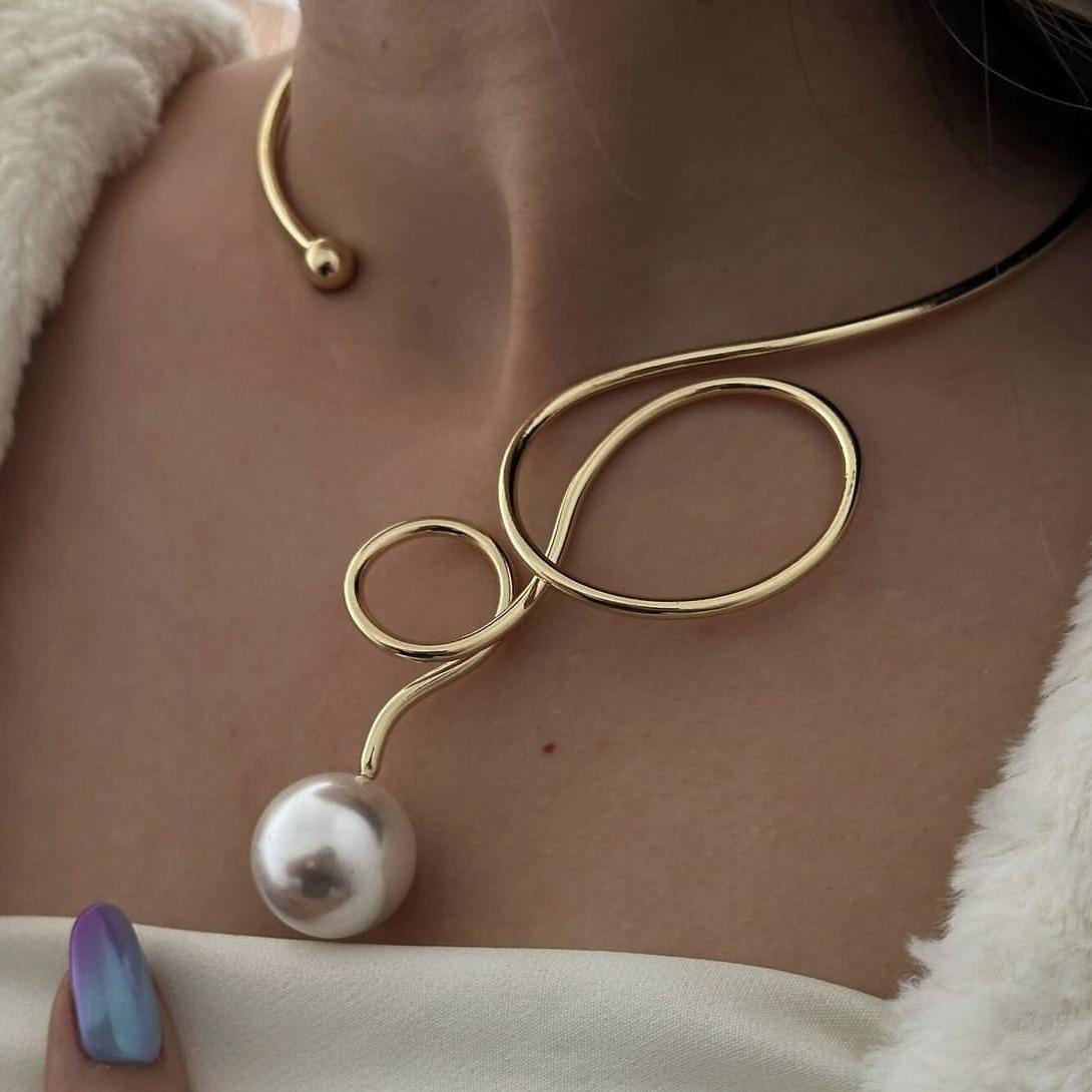 Twisted Cord Neckpiece