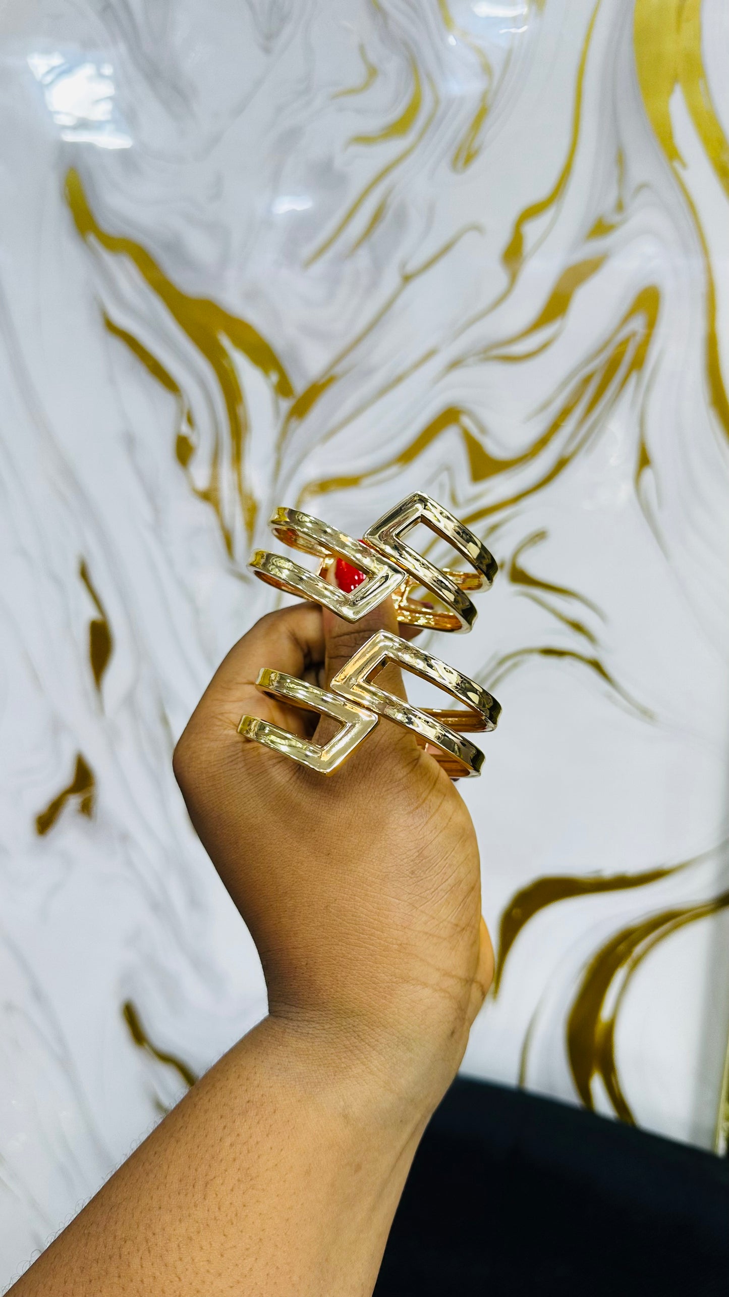 Chunky bangles (gold)