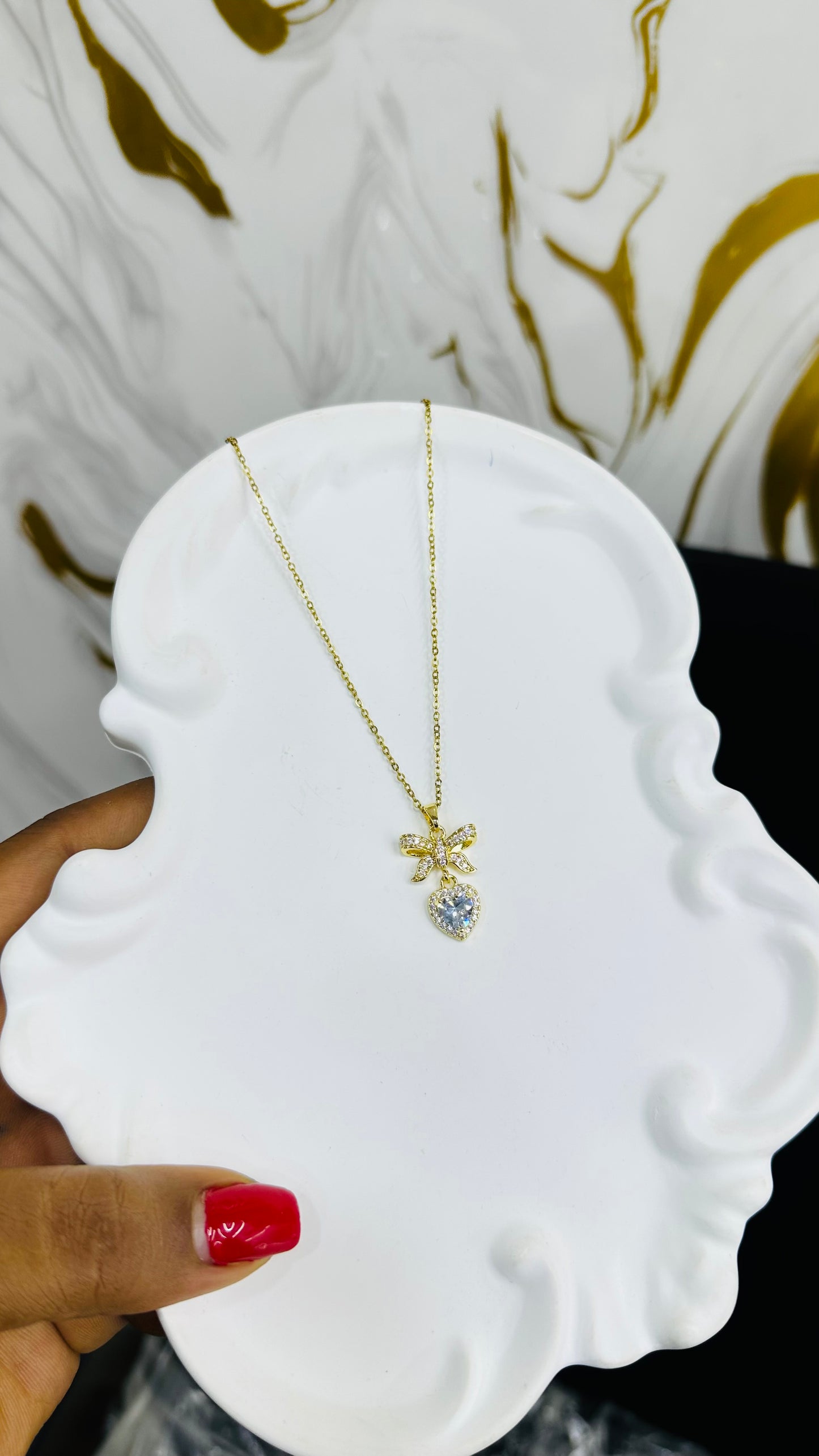 Single Zirconia Necklace