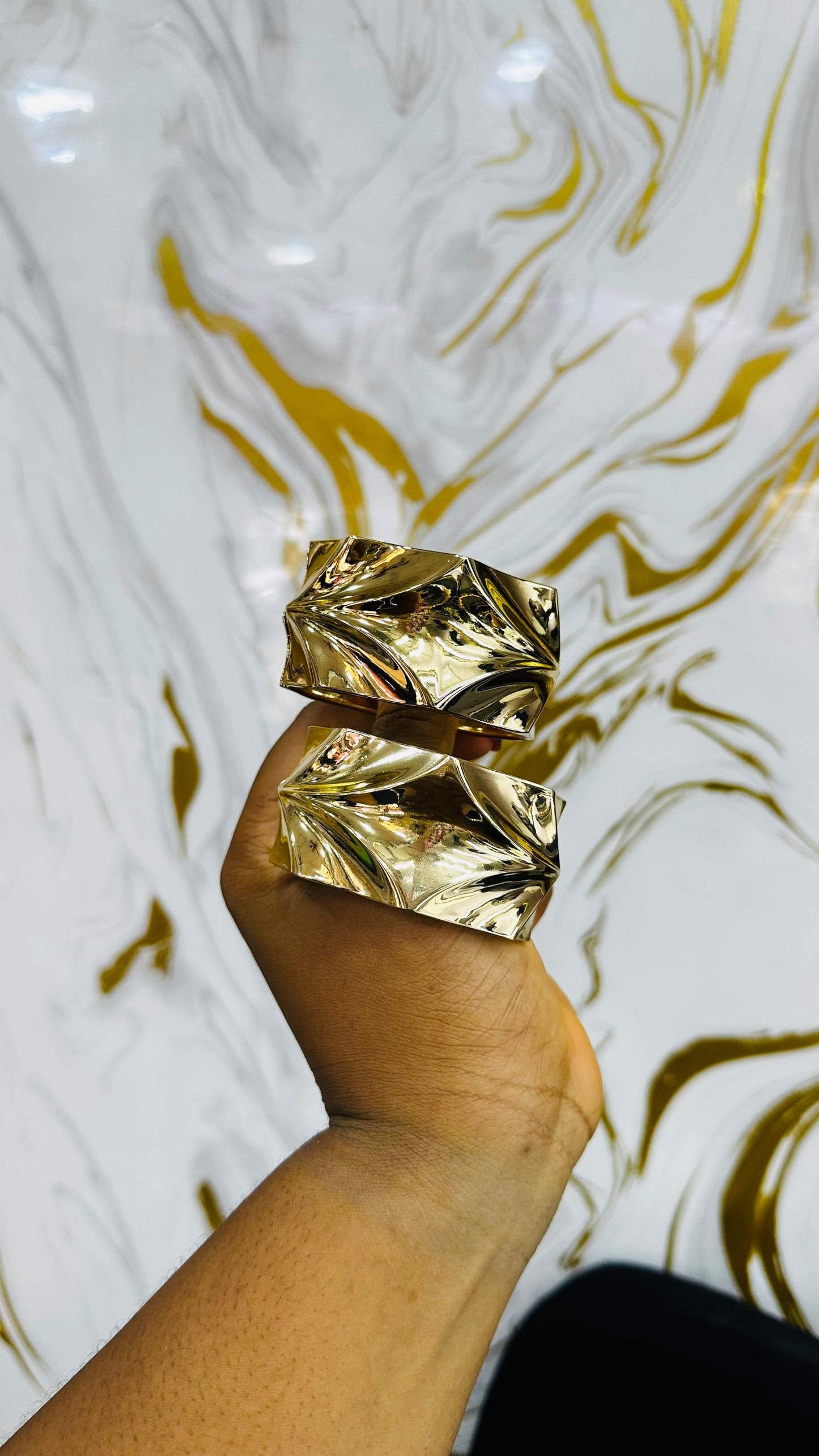 Chunky bangles (gold)
