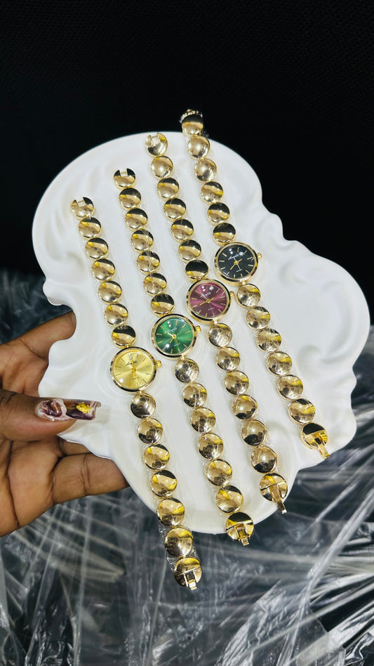 Gold Wristwatch (ladies✨)