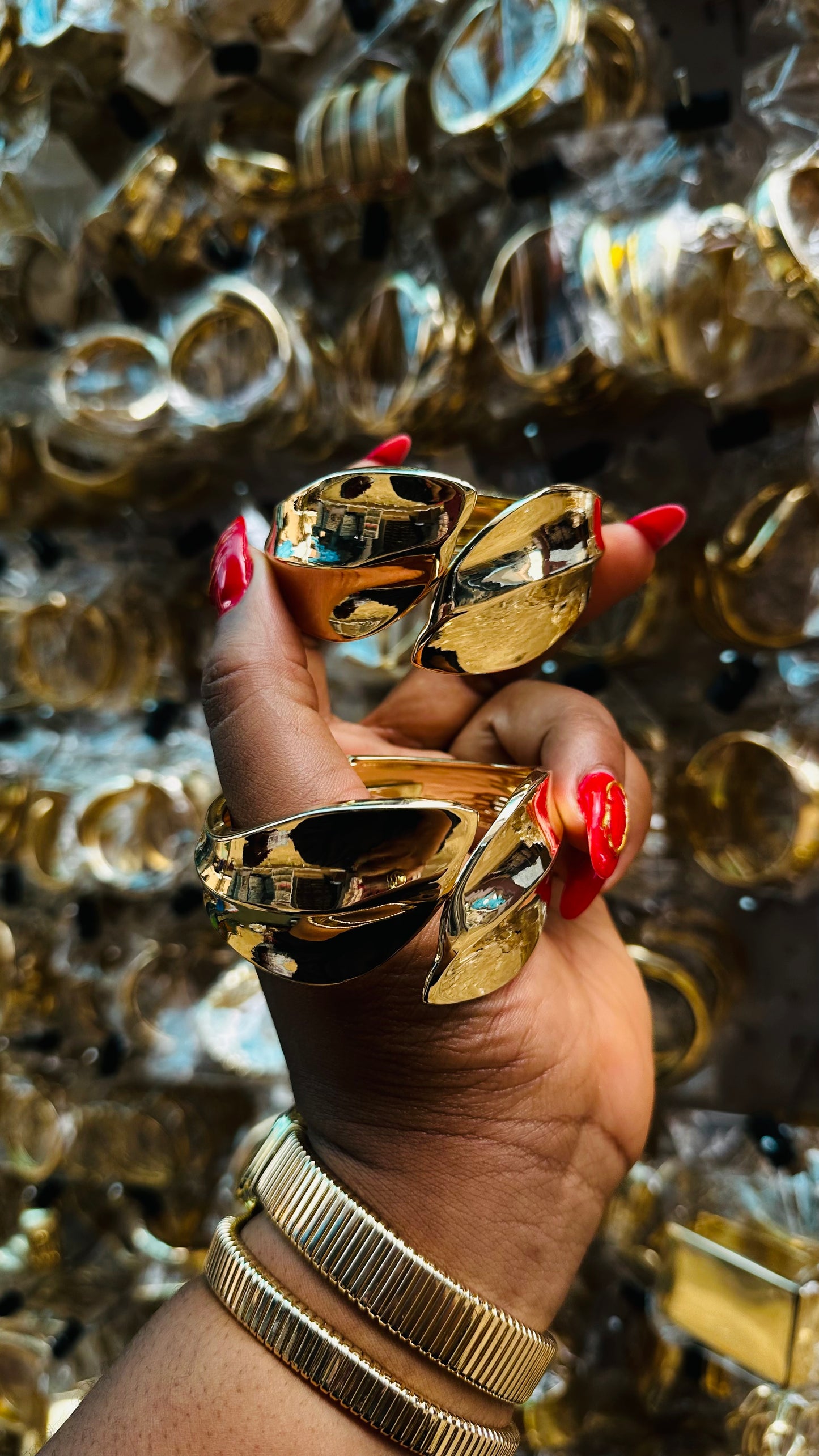 Chunky bangles (gold)