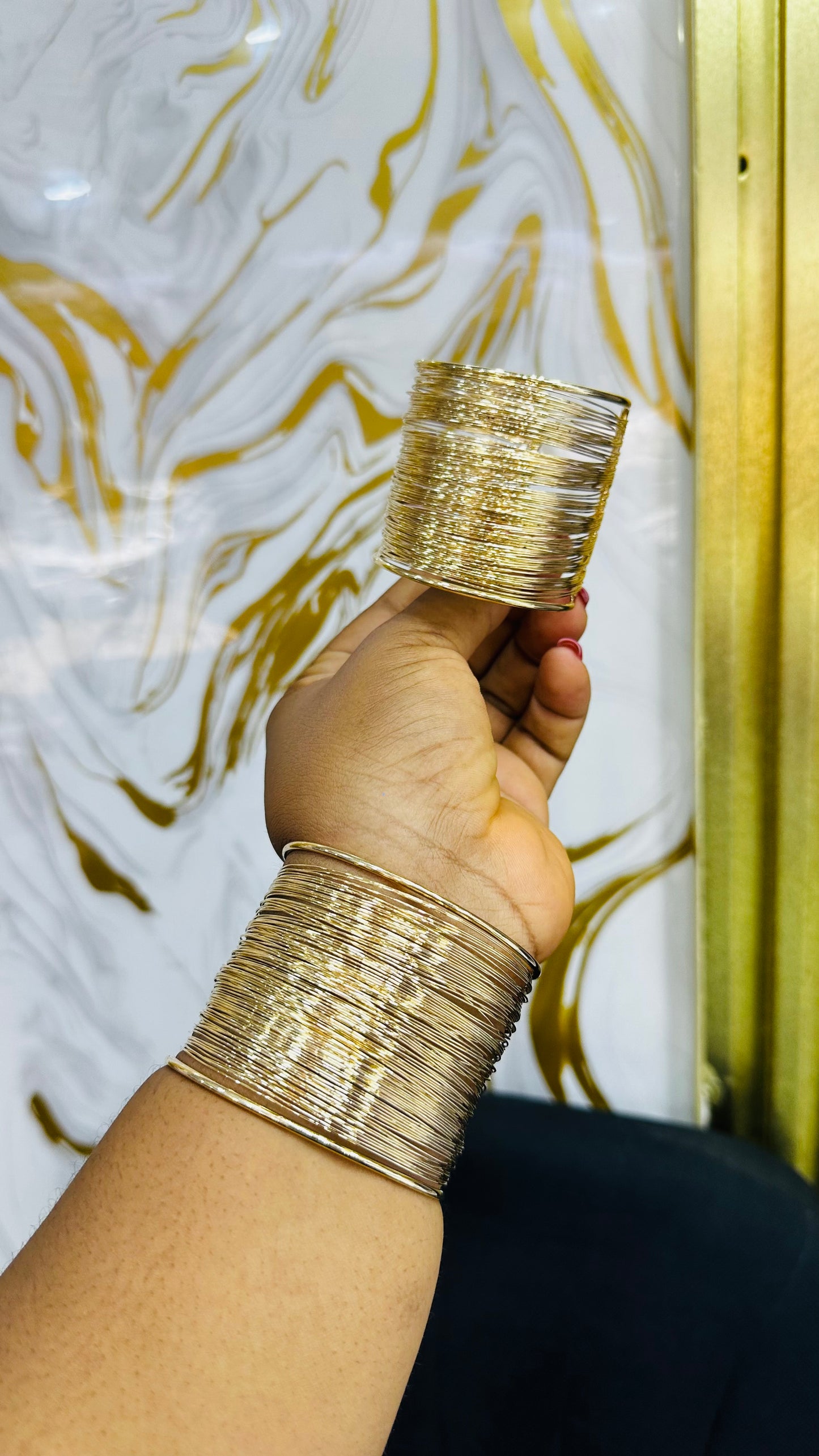 Short net Bangle