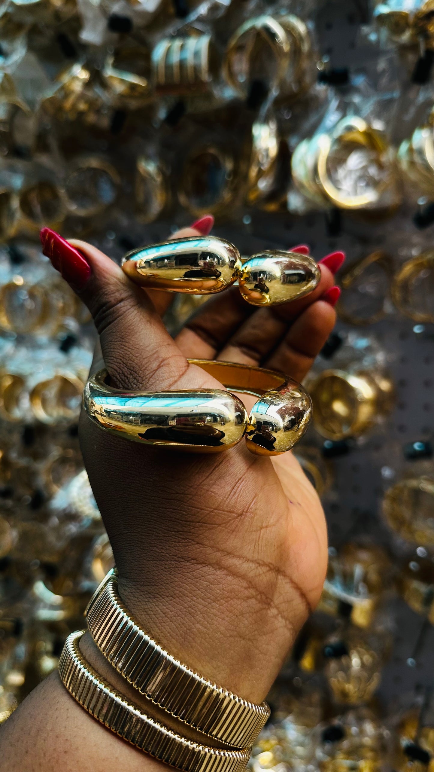 Chunky bangles (gold)