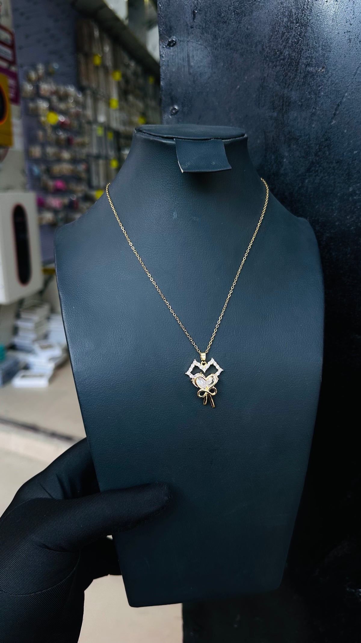 Ladies necklace (gold)