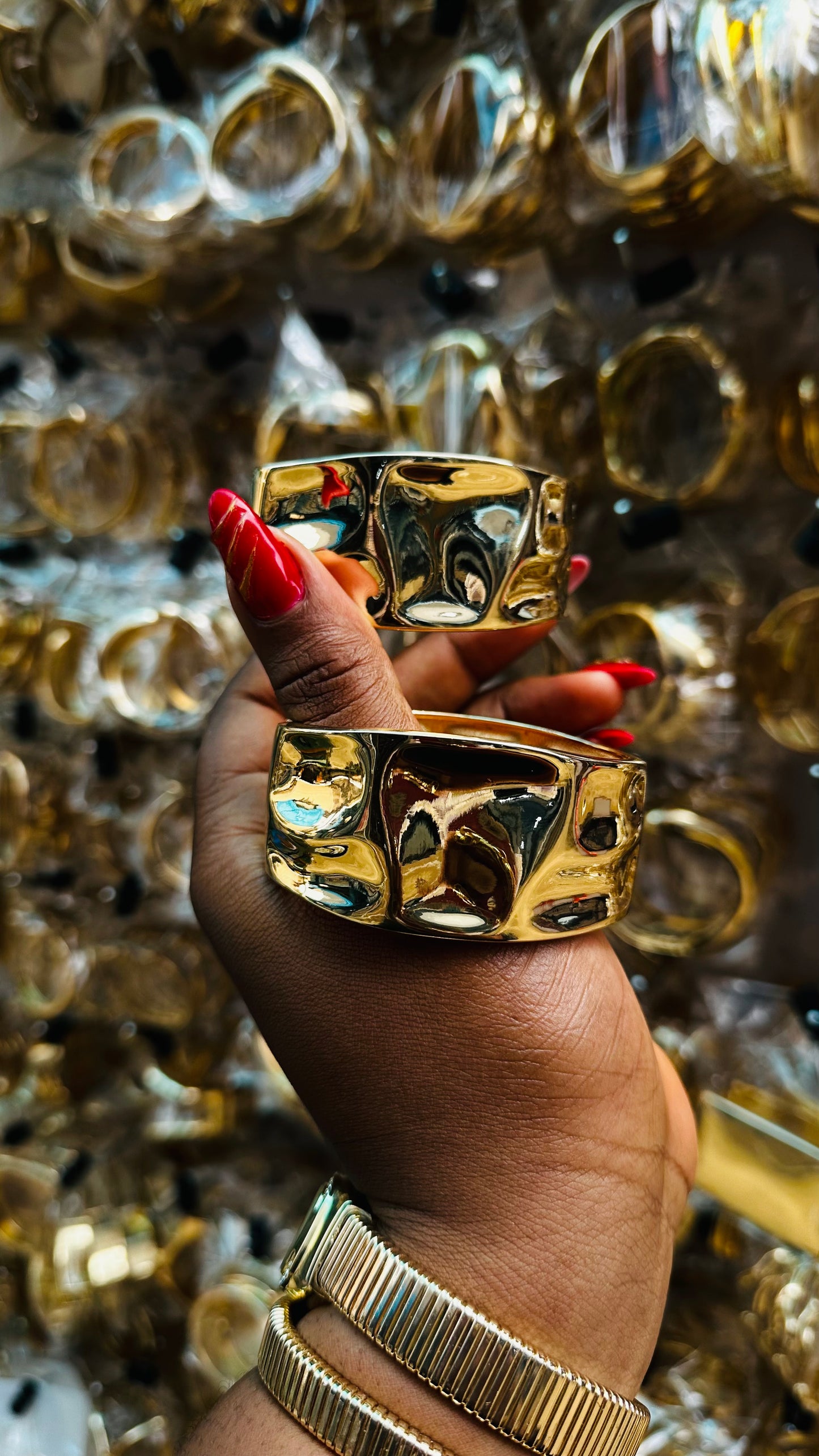 Chunky bangles (gold)