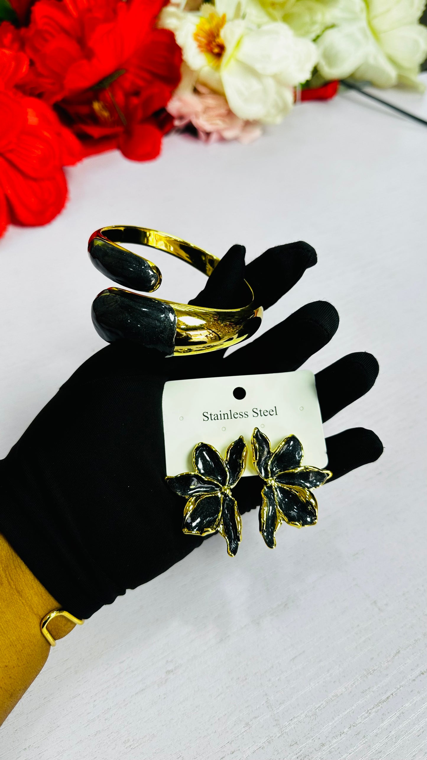Chunky Bangle & Earrings