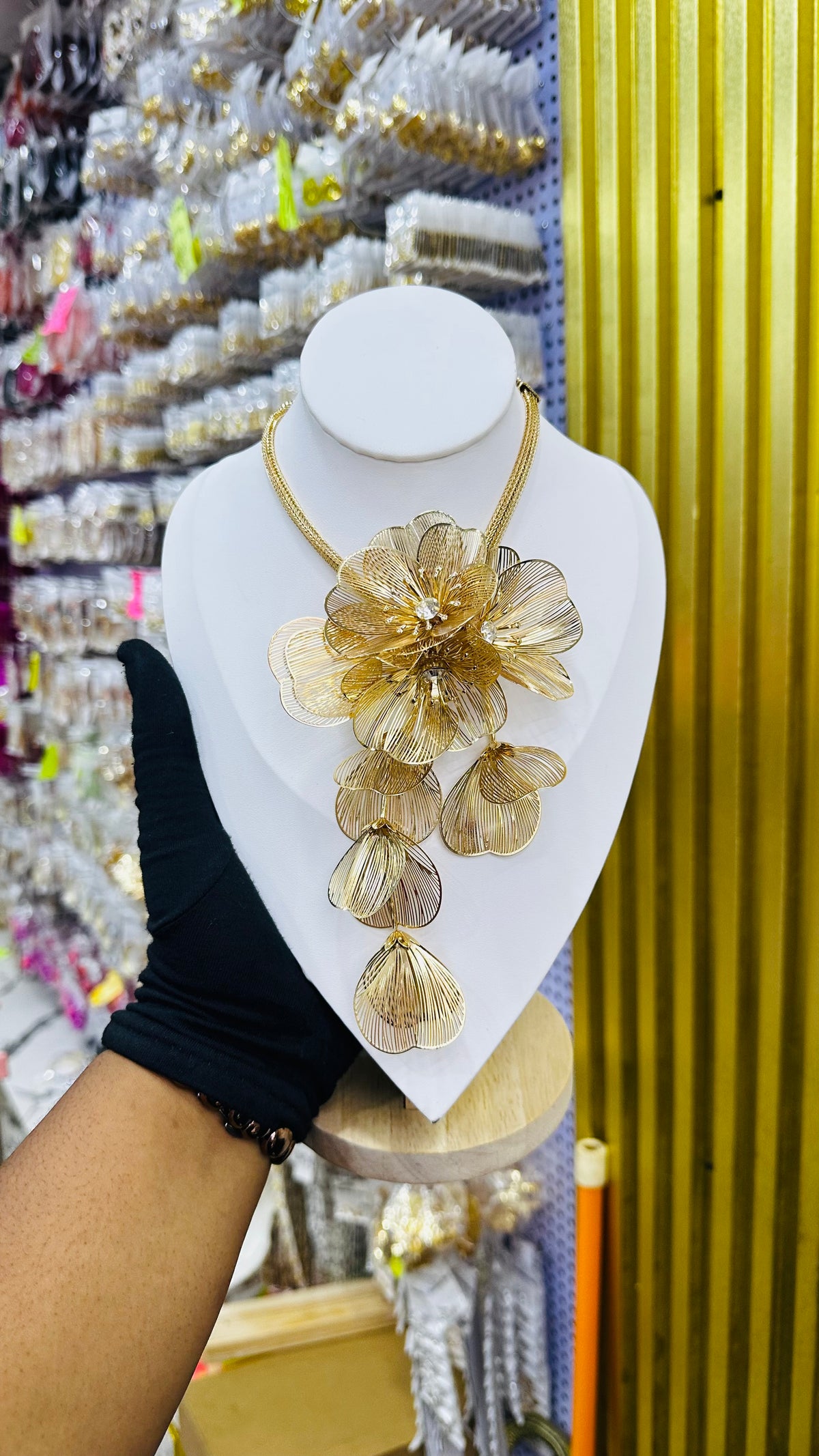 Floral Mesh Statement Necklace