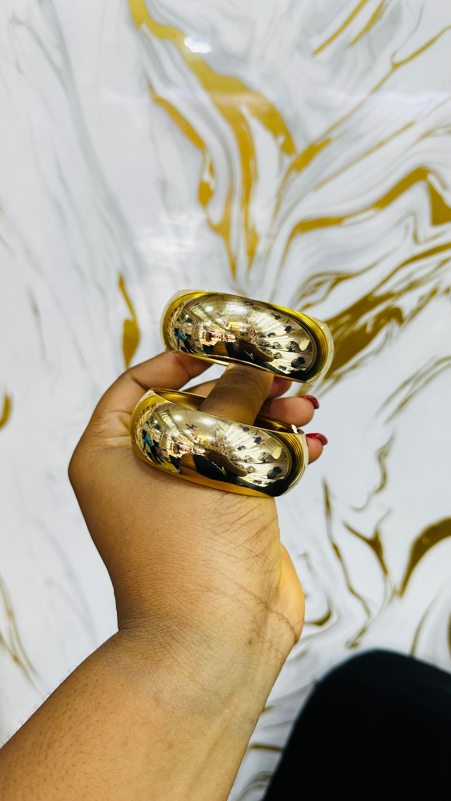 Chunky bangles (gold)