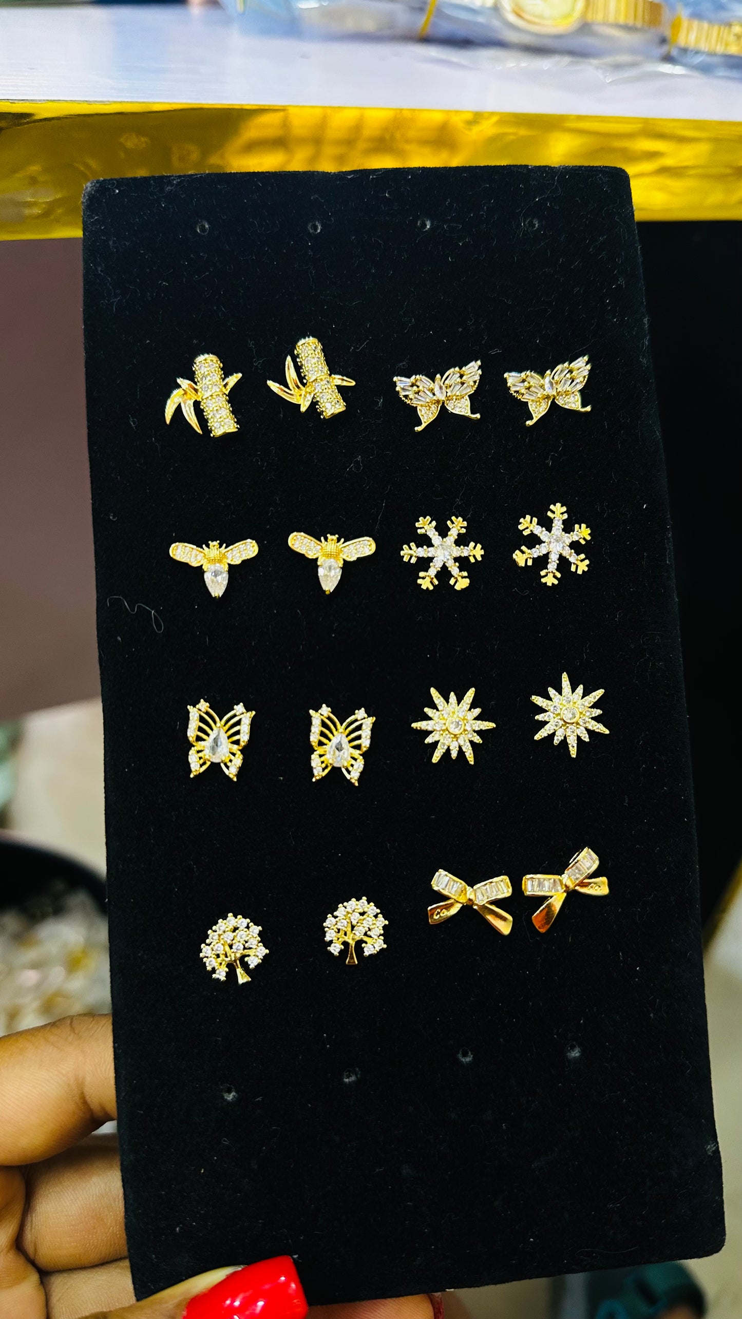 Zirconia pin Earrings
