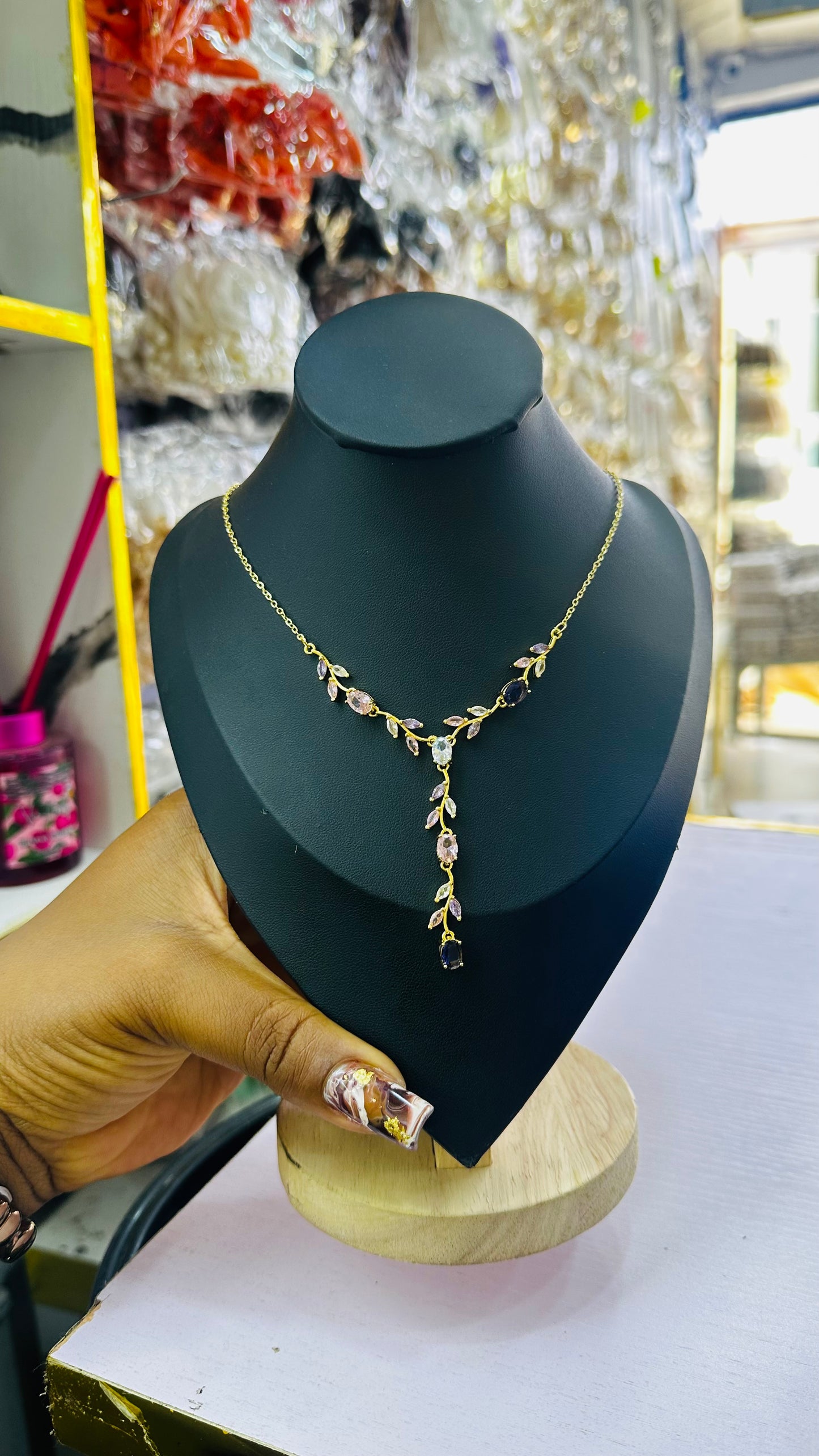 Leaf vine Necklace