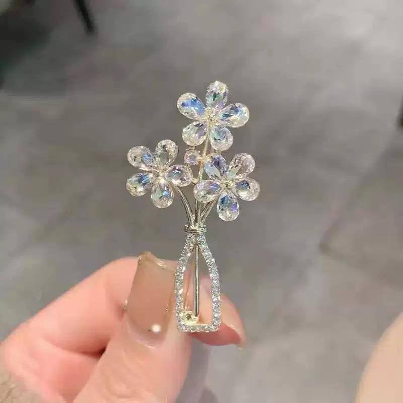 Brooch
