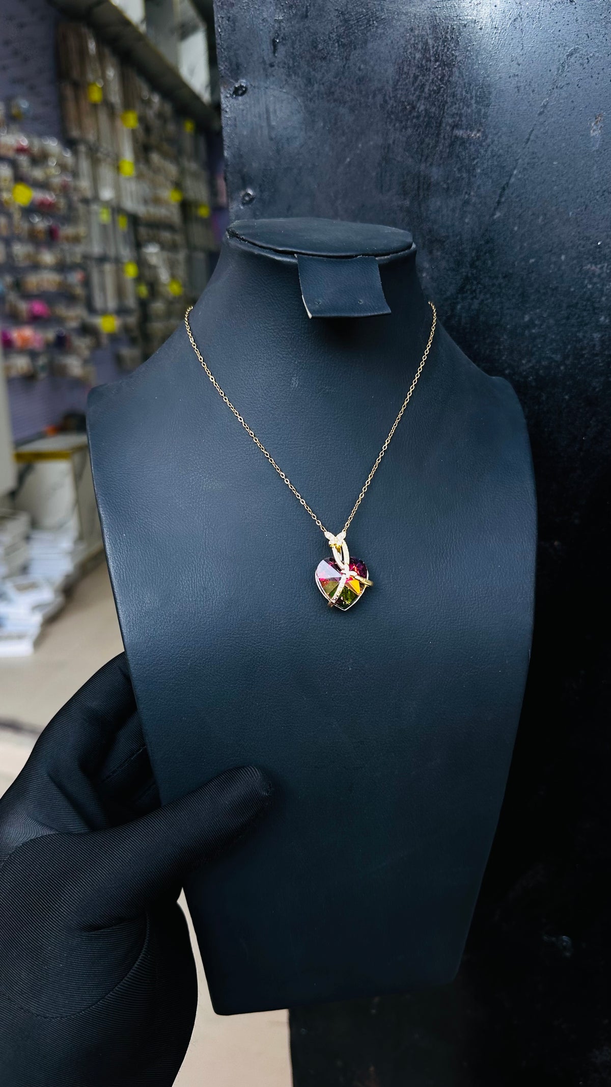 Ladies necklace (gold)