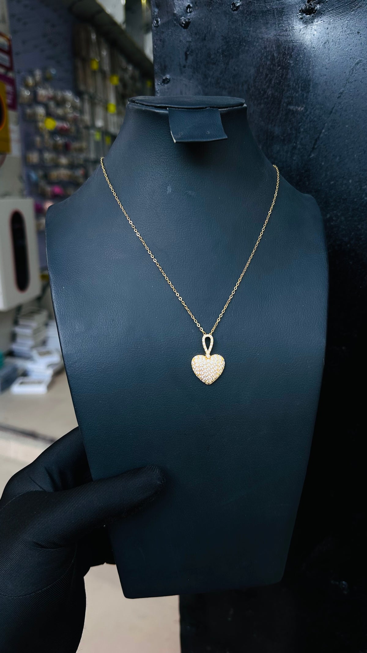 Ladies necklace (gold)