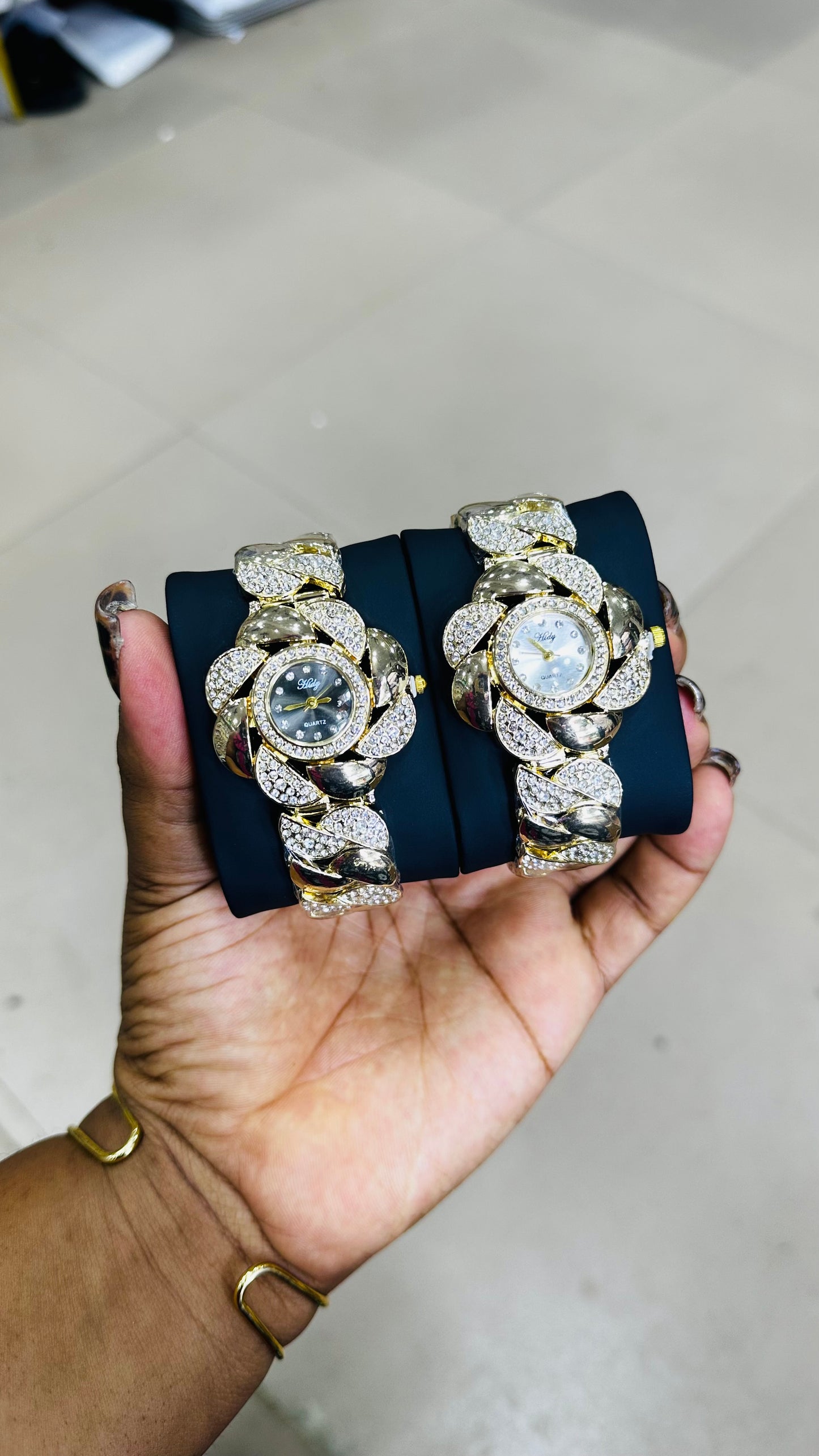 LADIES WRISTWATCH