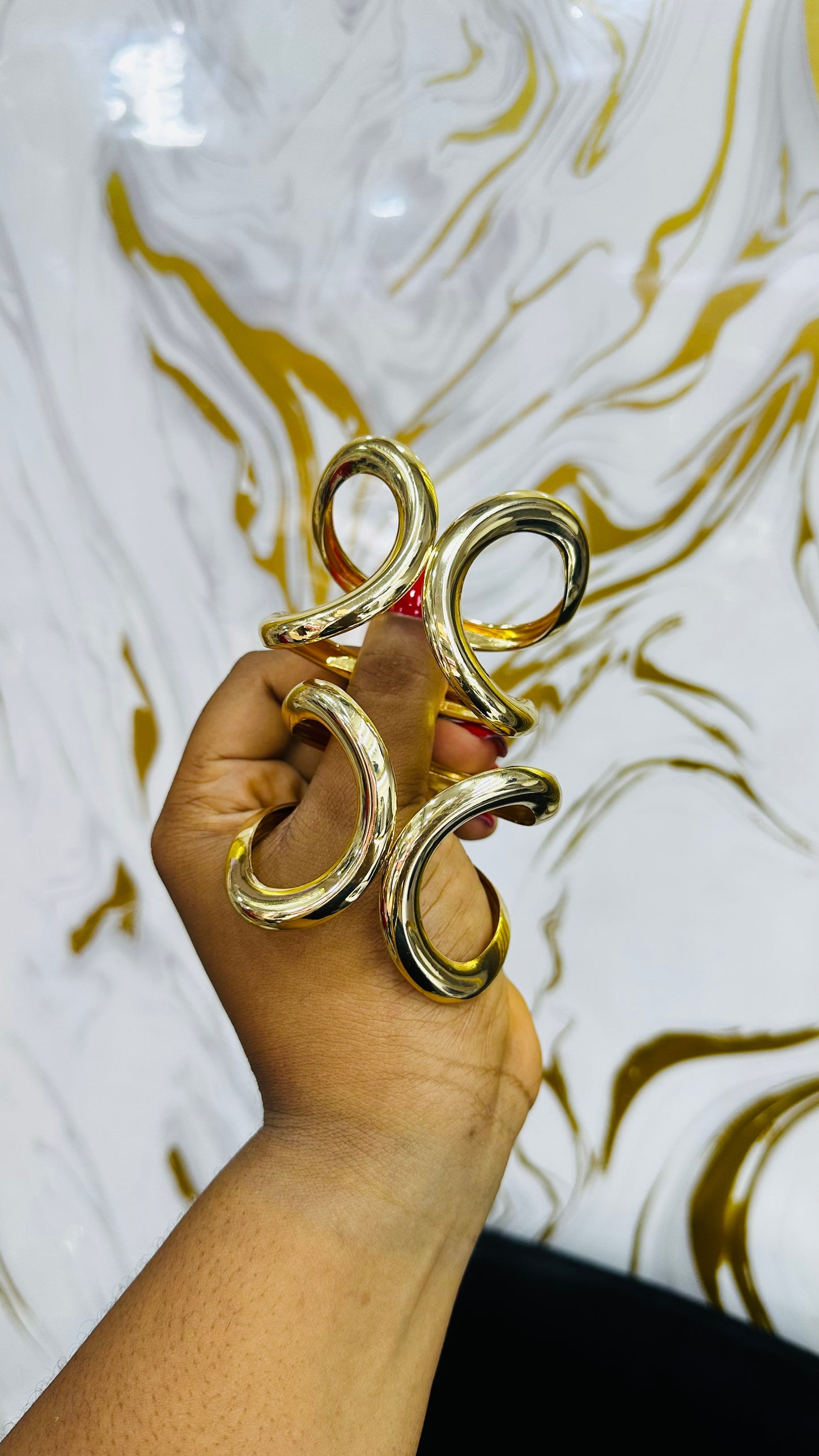 Chunky bangles (gold)