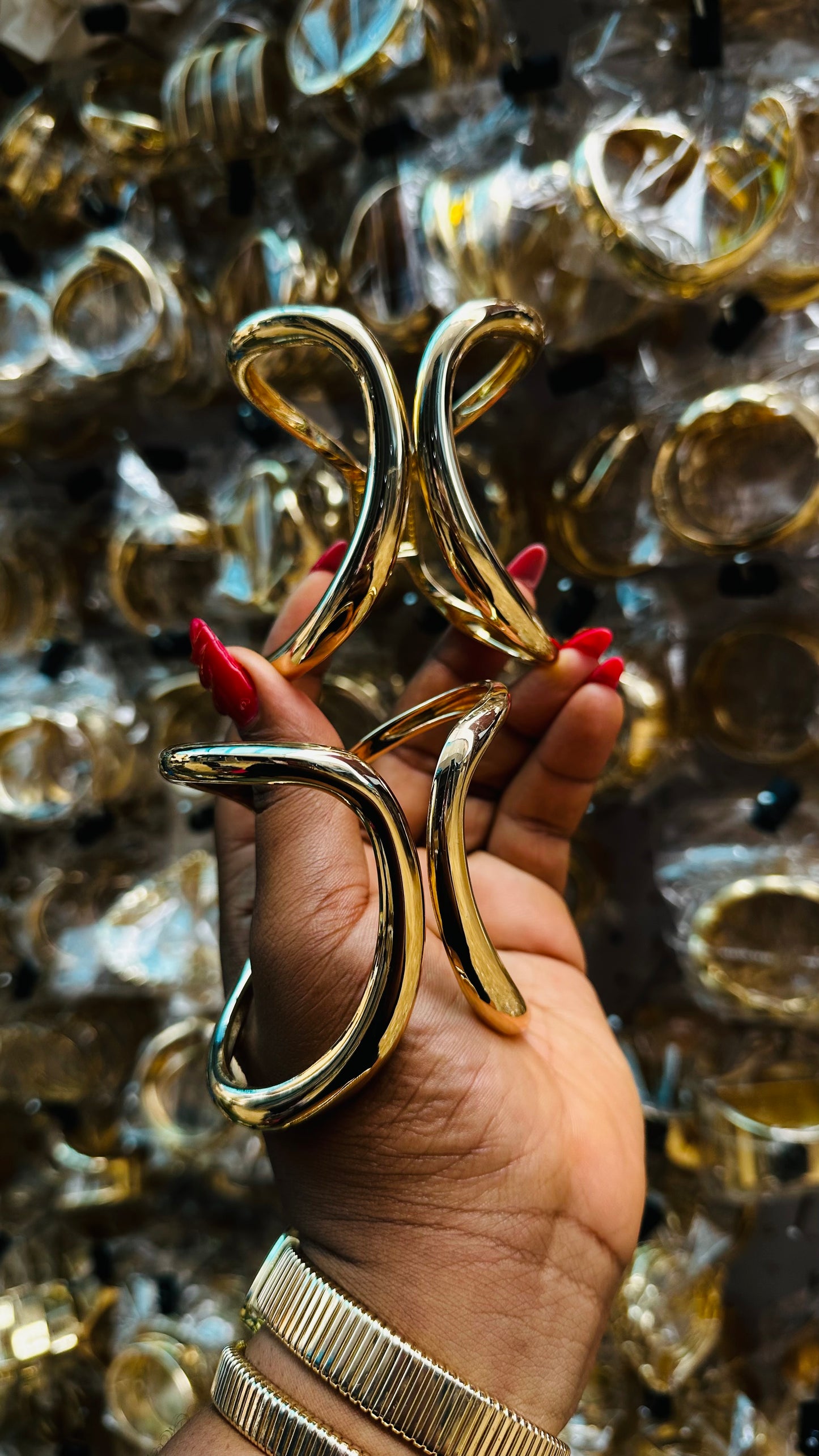 Chunky bangles (gold)