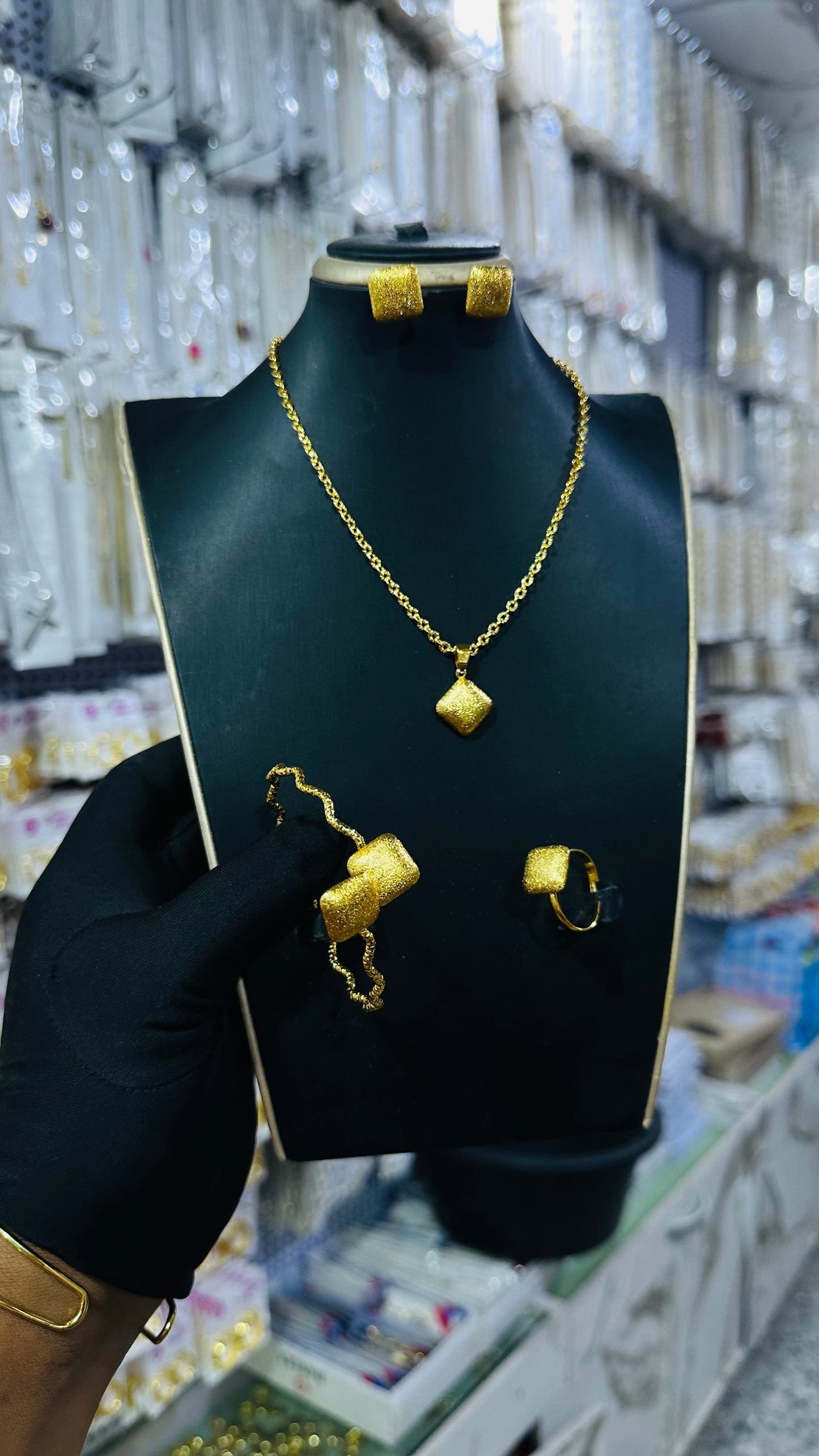 Mini Jewelry set (gold plated✅)