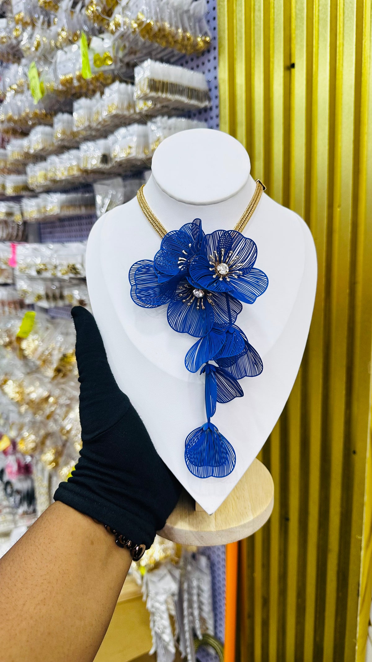 Floral Mesh Statement Necklace