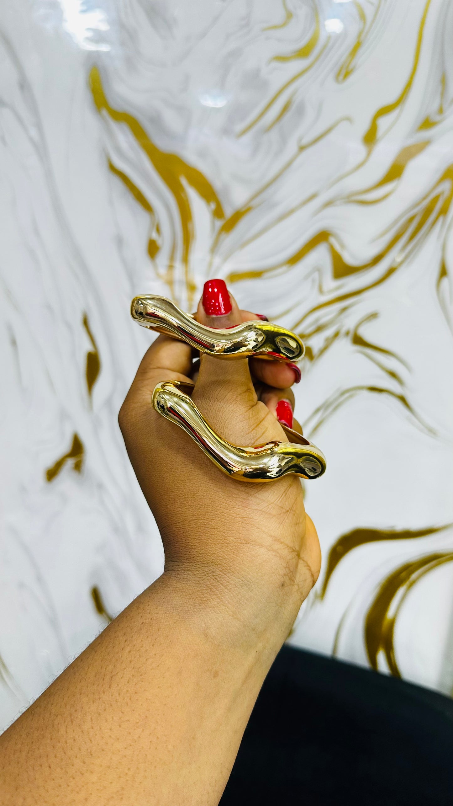 Chunky bangles (gold)