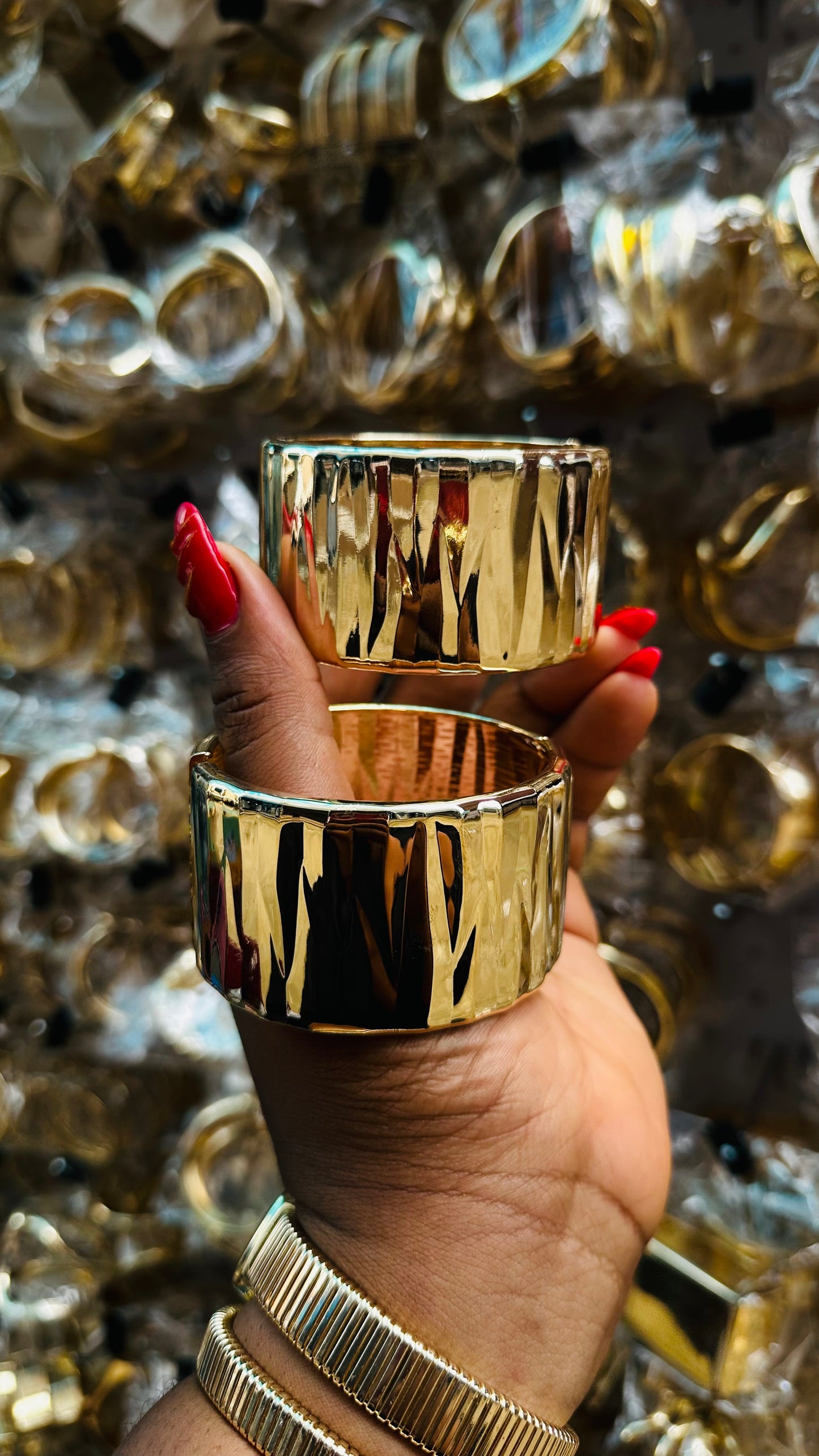 Chunky bangles (gold)