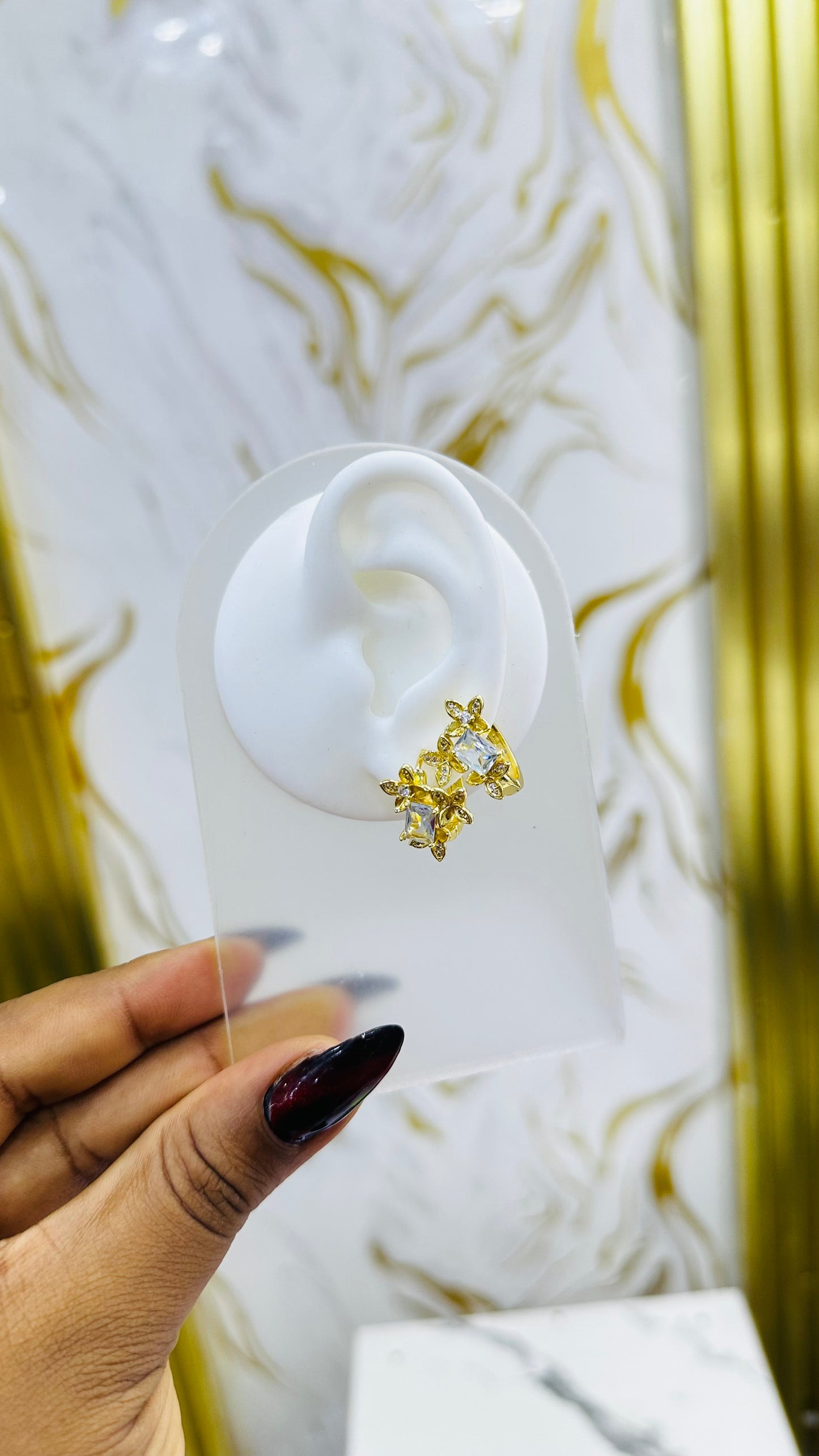 Dainty zirconia Earrings