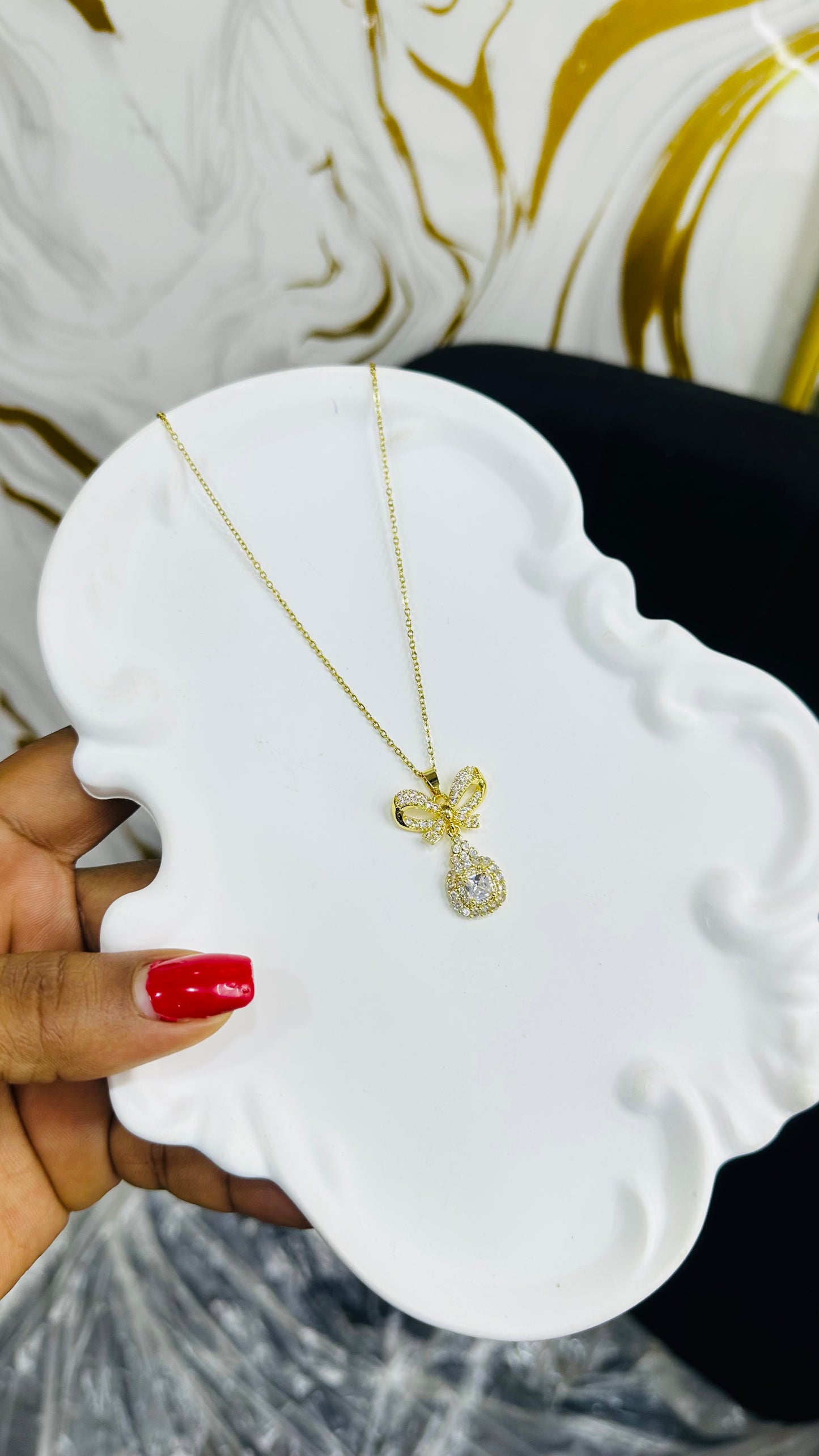 Single Zirconia Necklace