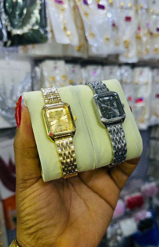 Slim chain Wristwatch