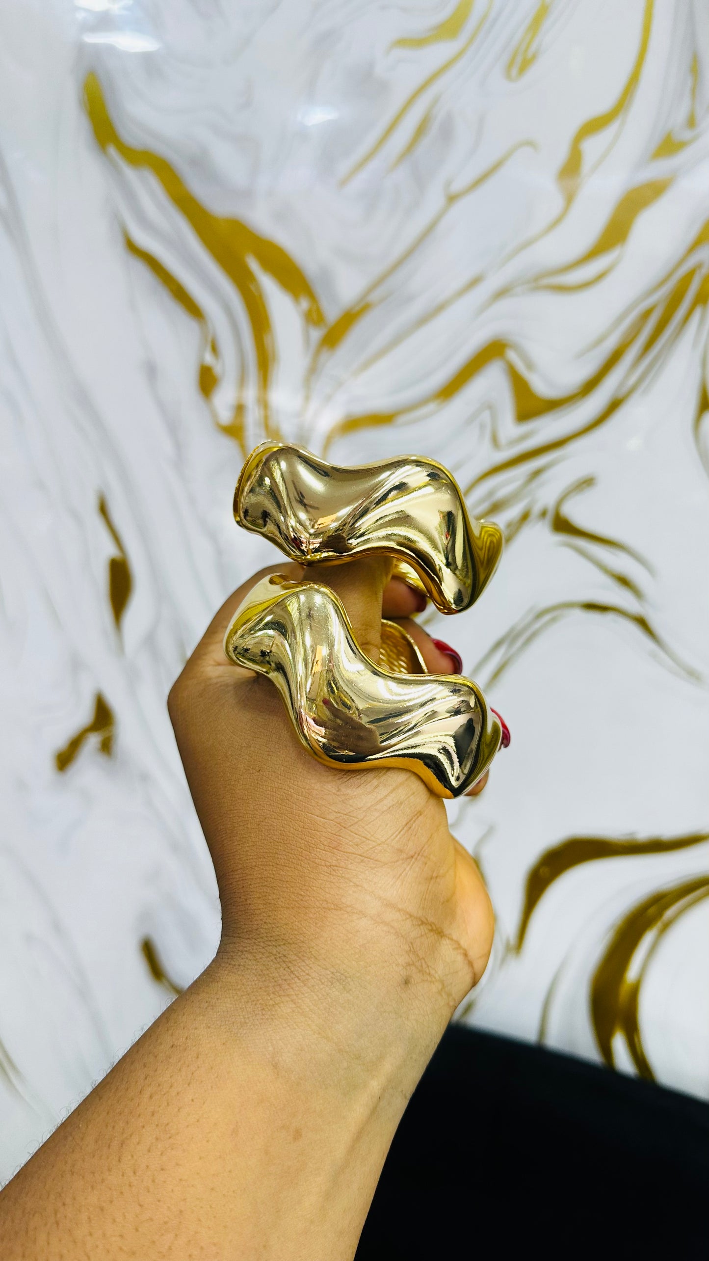 Chunky bangles (gold)